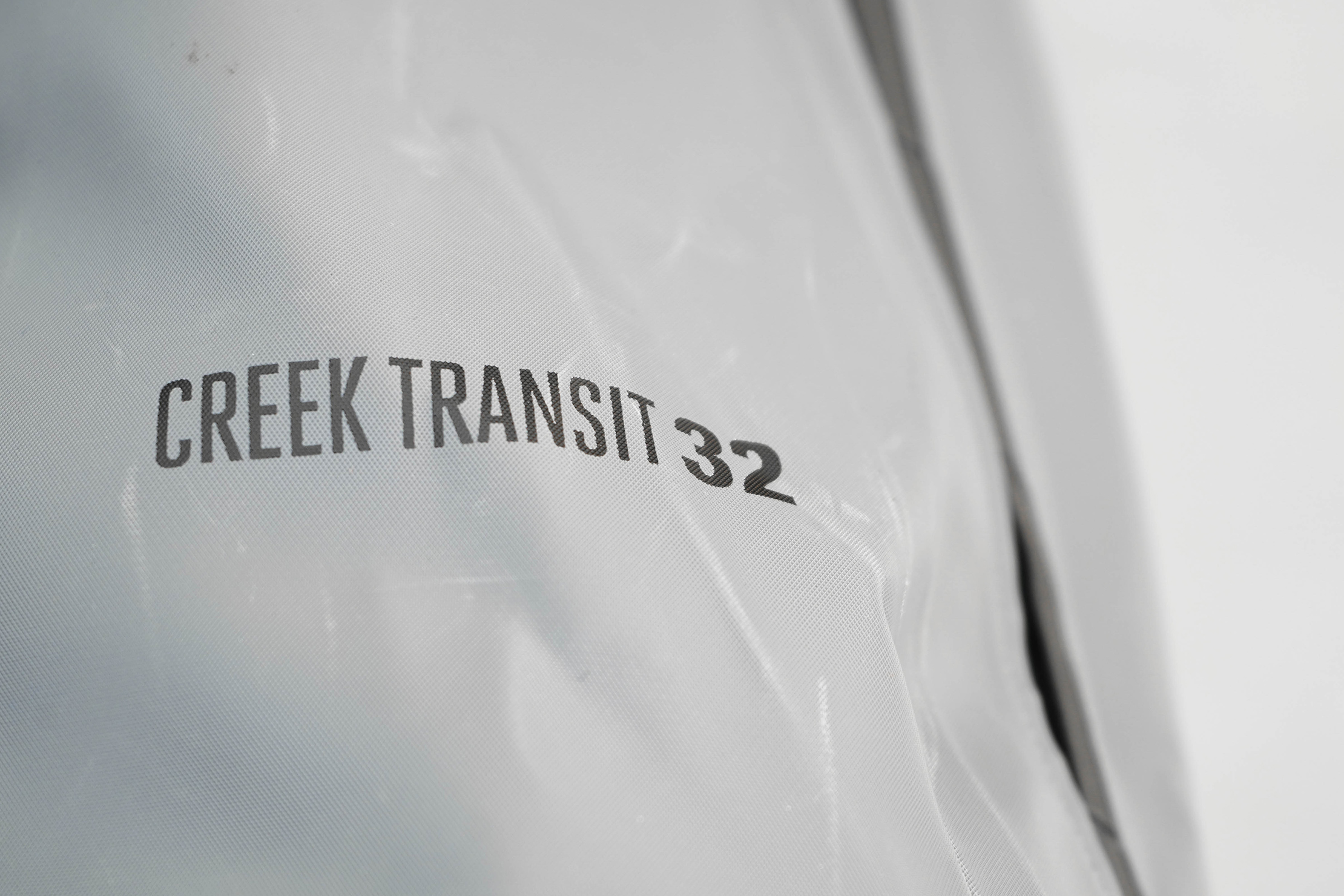 Black Diamond Creek Transit 32 Pack Creases