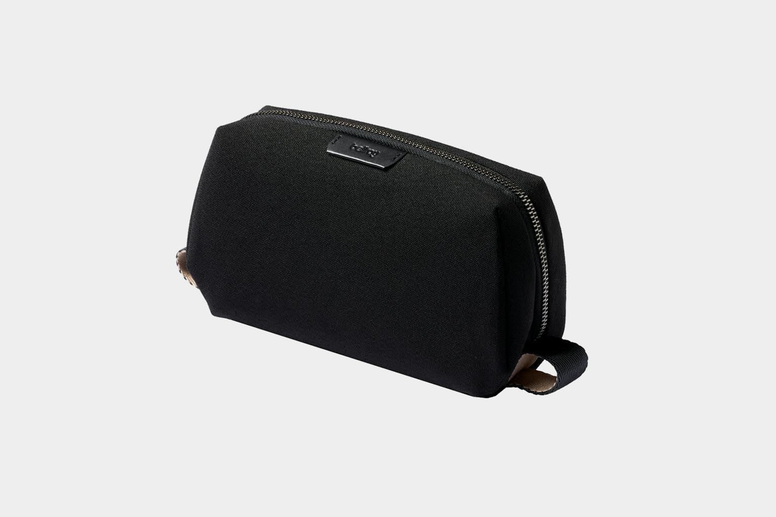 Bellroy Dopp Kit Review (Classy Toiletry Pouch) | Pack Hacker
