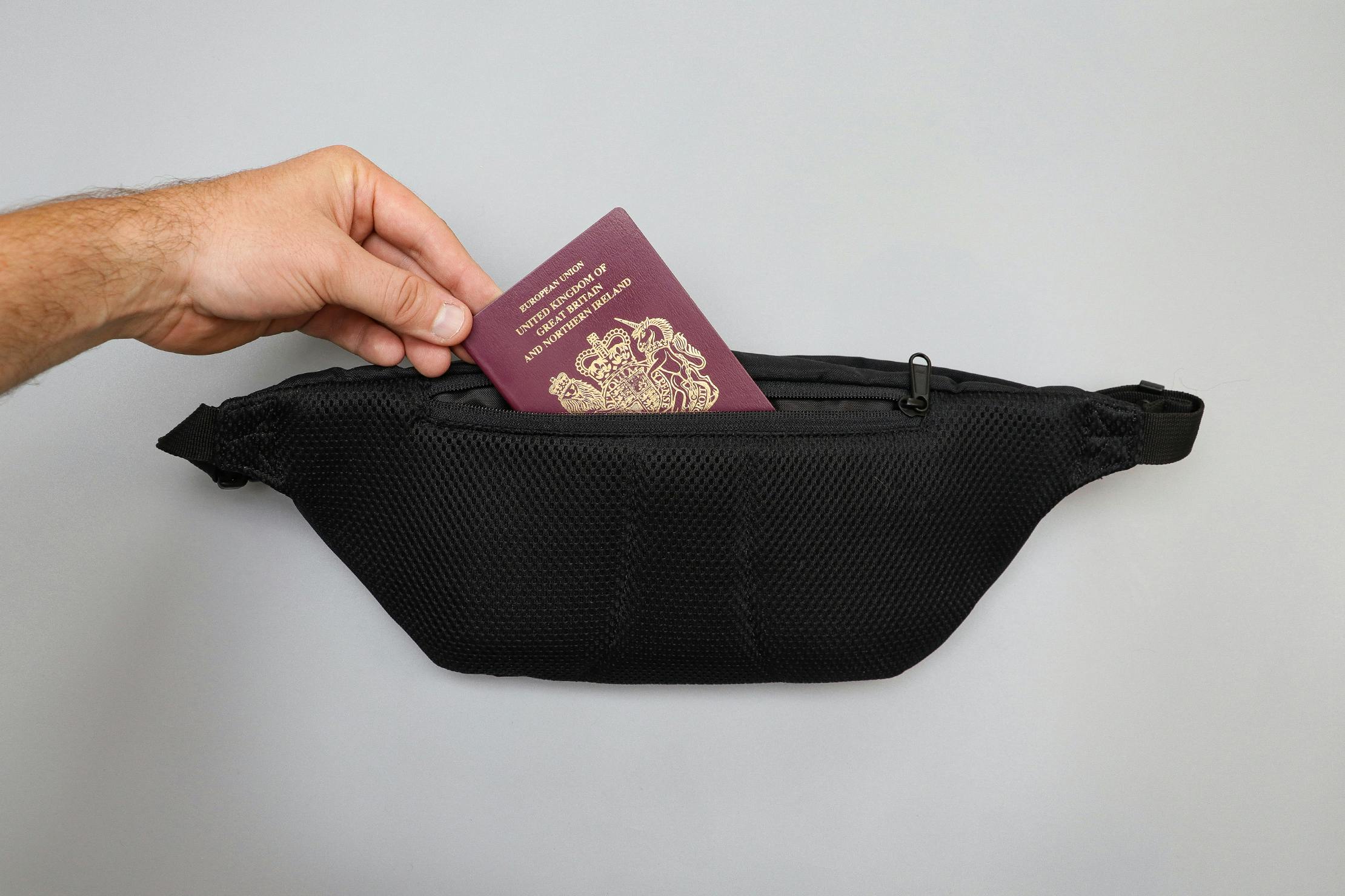 CabinZero Hip Pack 2L Review Pack Hacker