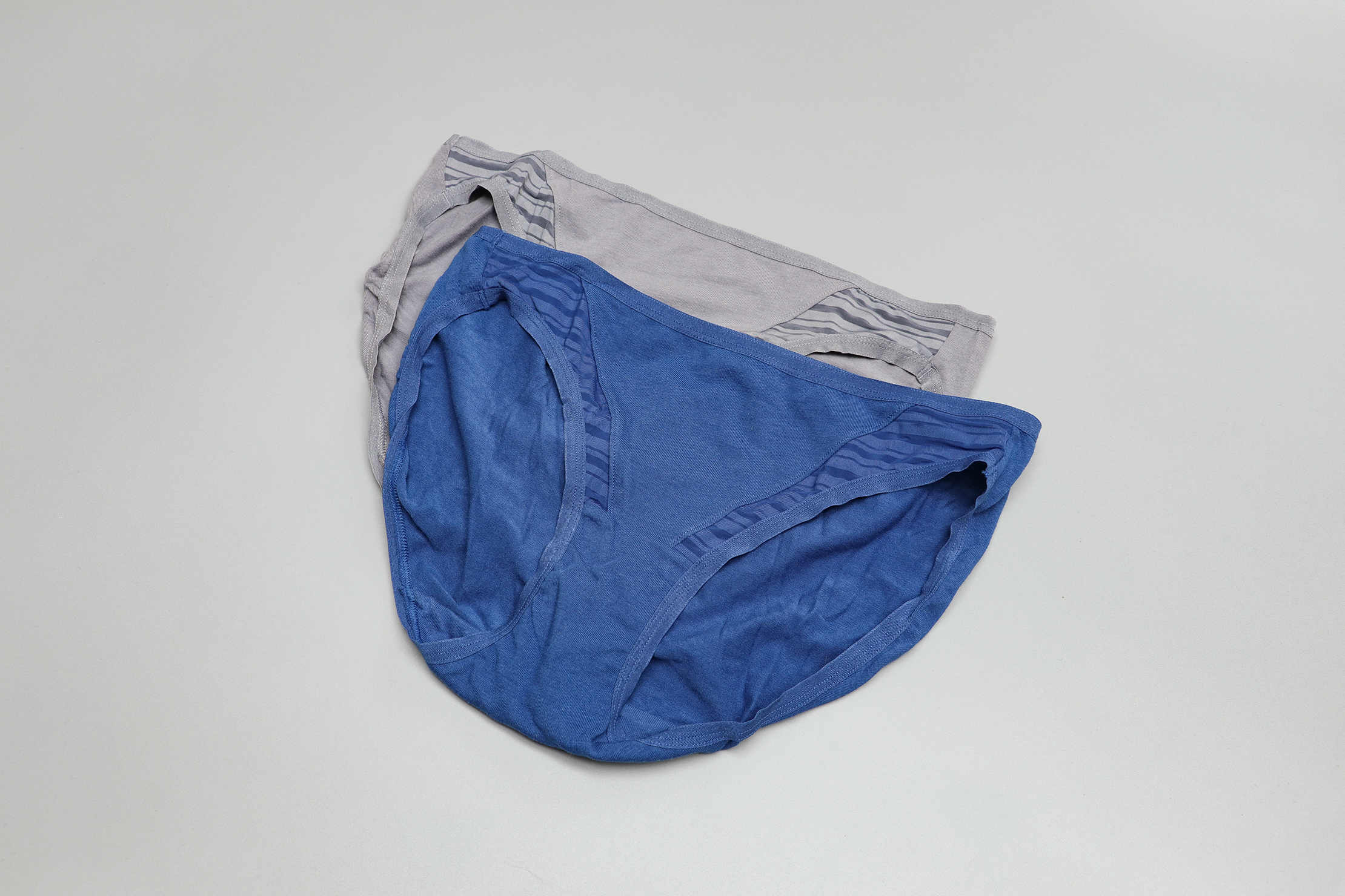 https://cdn.packhacker.com/2019/09/c88e0781-fruit-of-the-loom-underwear.jpg