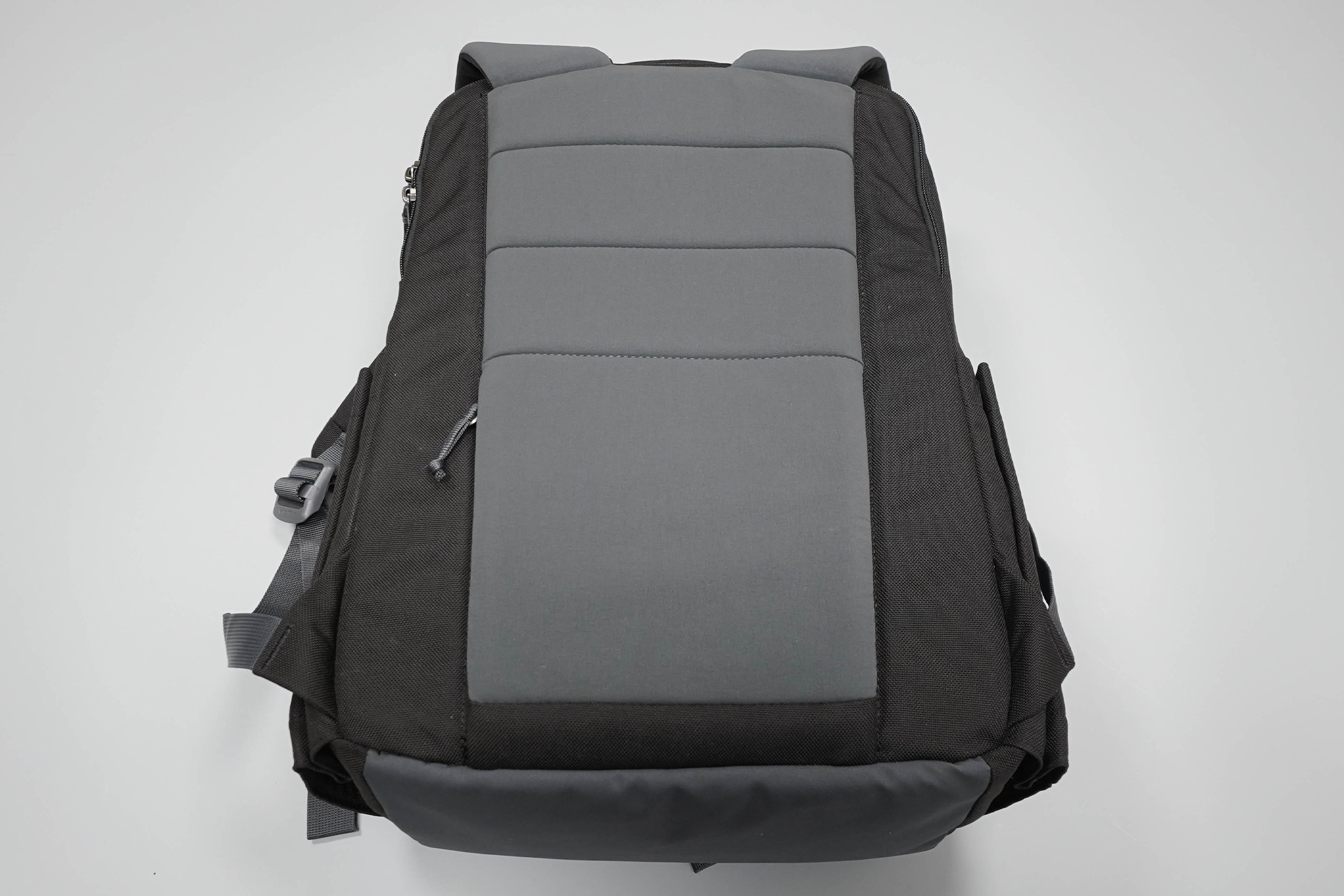 YETI CROSSROADS BACKPACK 23 - GEAR CLOSET PRODUCT REVIEW