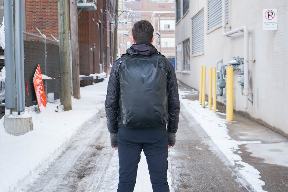 cotopaxi 42l travel pack