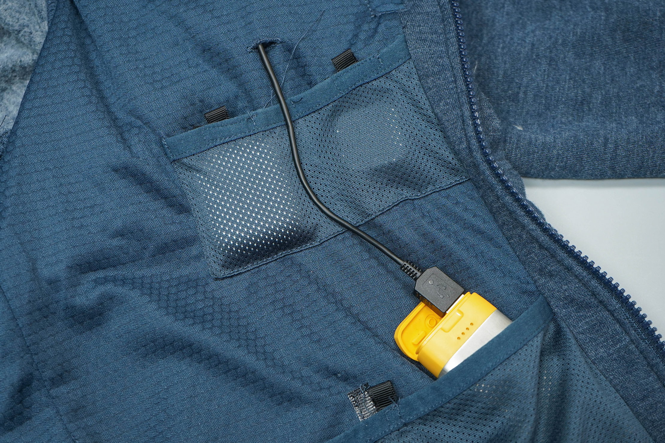 BauBax Sweatshirt 2.0 Power Bank