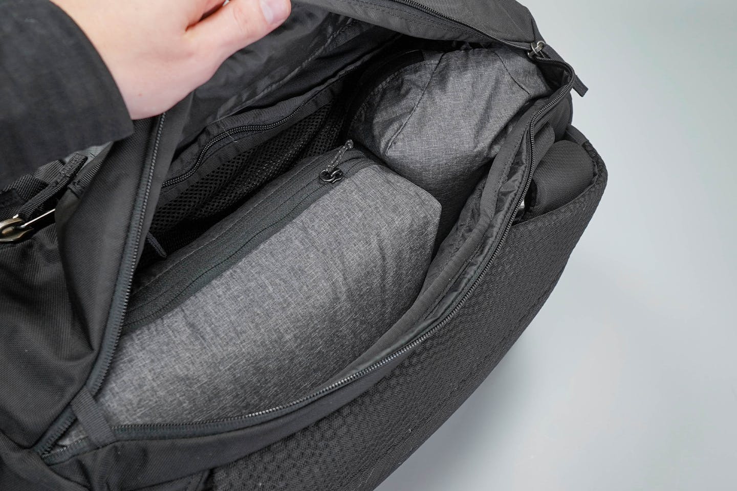 cotopaxi 42l travel pack