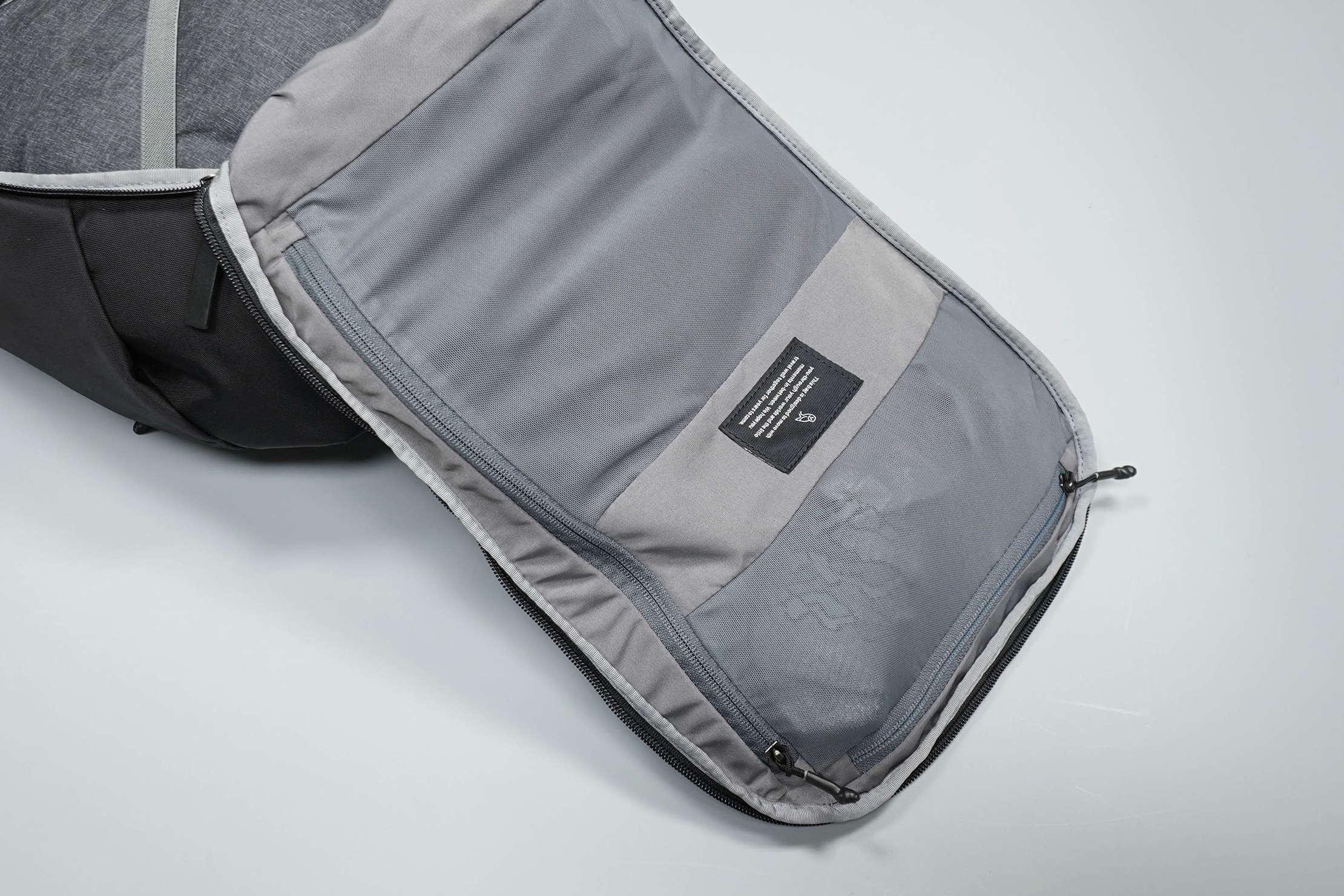 Bellroy Transit Backpack Mesh Pockets