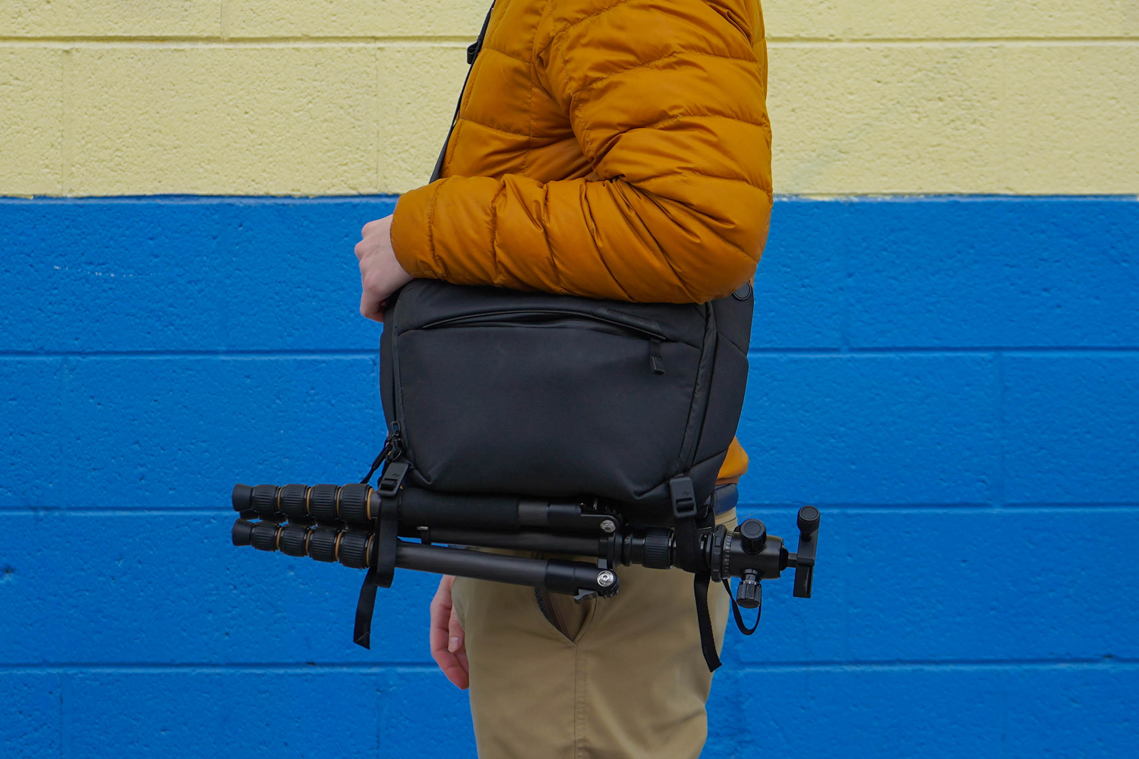 Peak Design Everyday Sling 6L V2 Tripod Carry