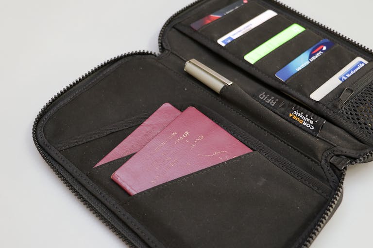 Aer Travel Zip Wallet Review Pack Hacker