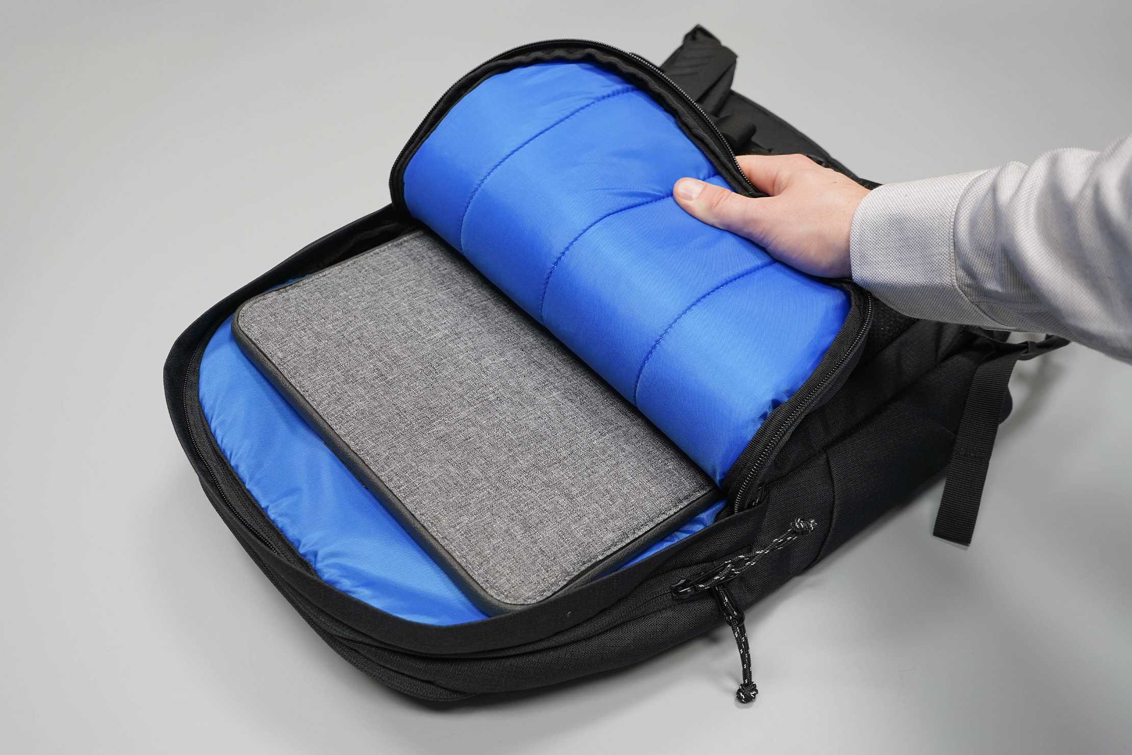 Best Laptop Bag For You: How To Pick In 2023 | Pack Hacker