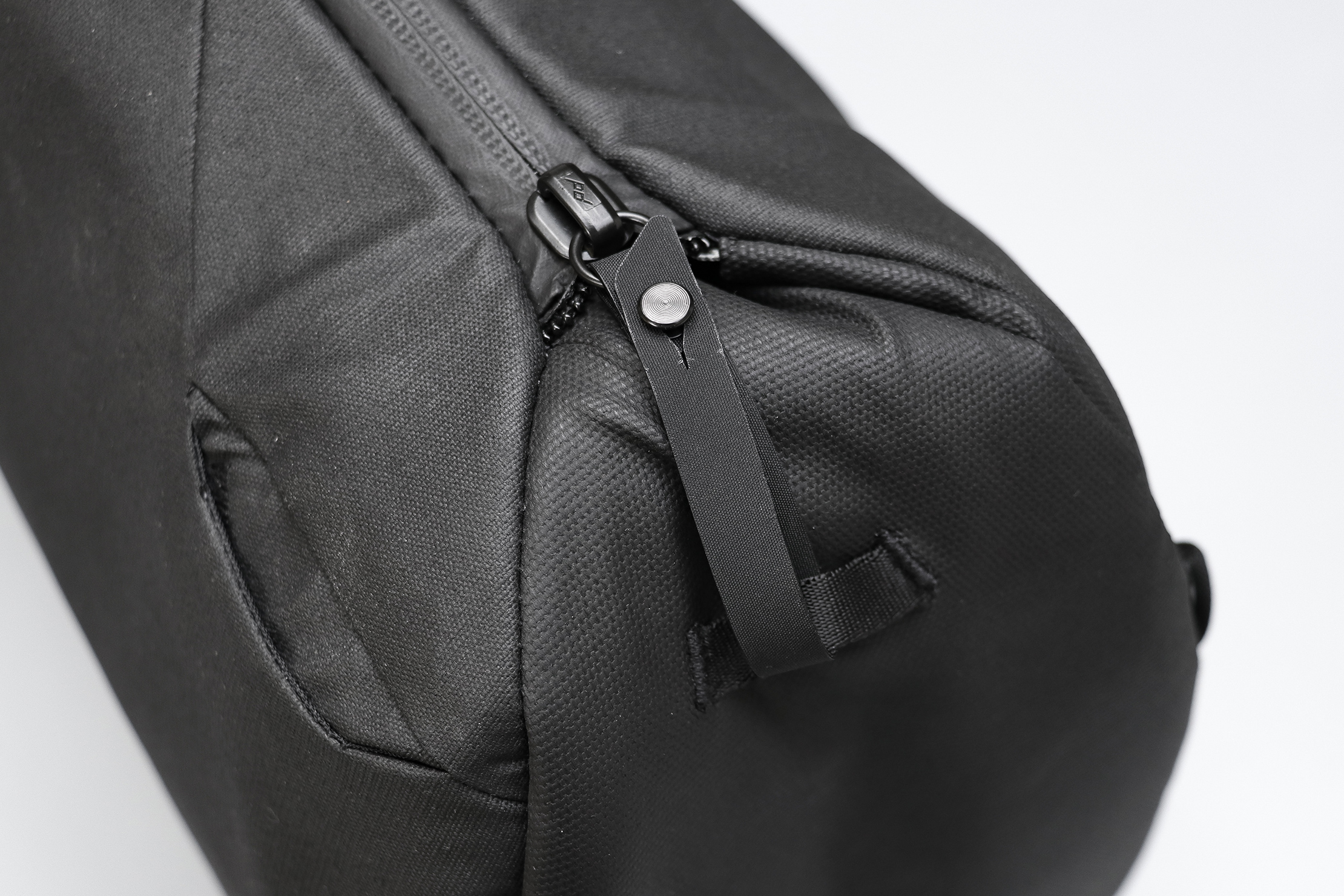 Peak Design Everyday Totepack V2 Zipper Security