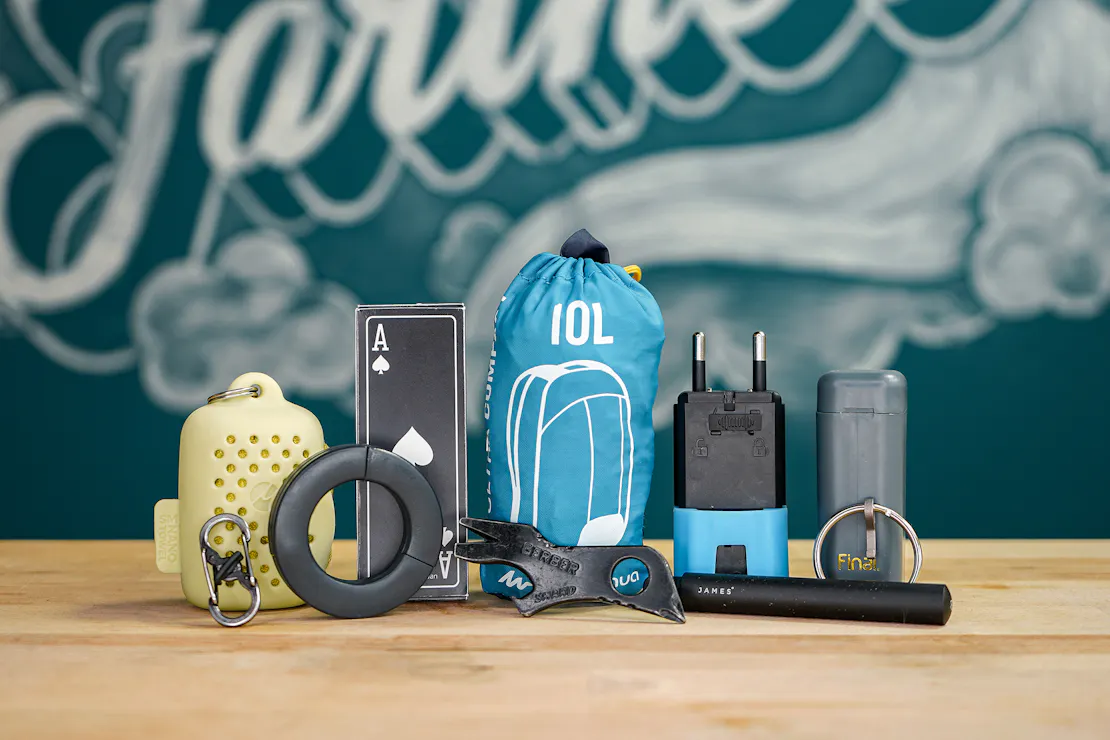 Tiny Travel Accessories Pack Hacker