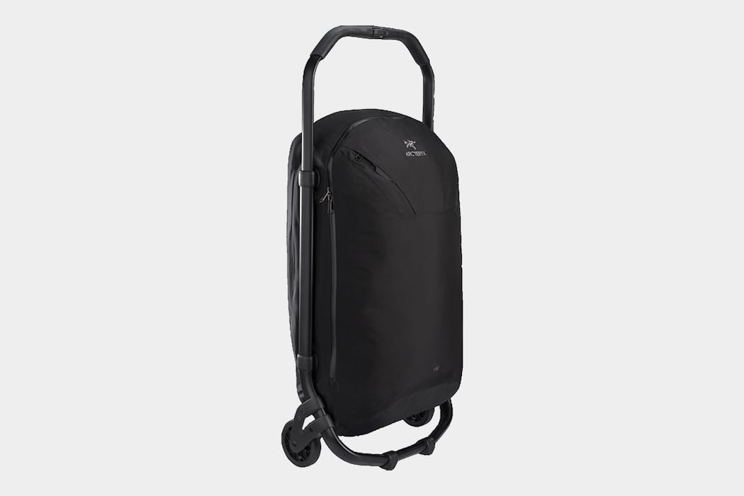 Rolling Duffle Bags: Find Any Size Travel Duffle For Your Next Trip