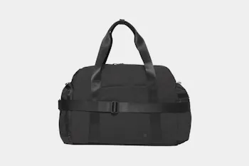lululemon Command The Day Duffel 37L Review | Pack Hacker lululemon Command The Day Duffel 37L Review | Pack Hacker