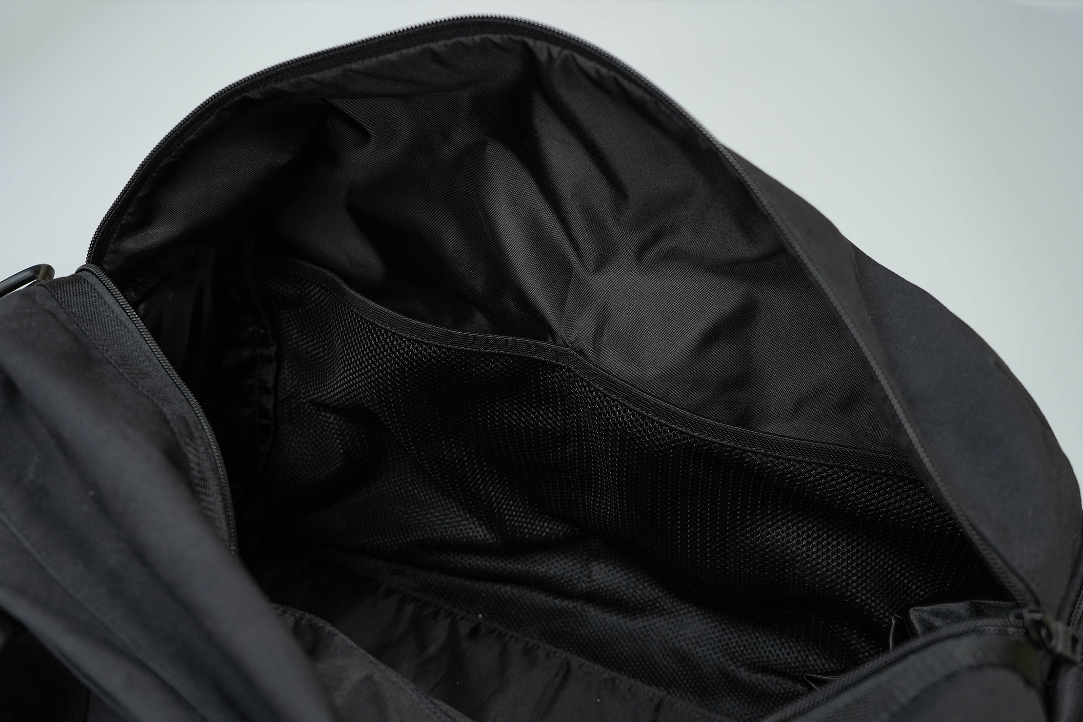 command the day duffel review