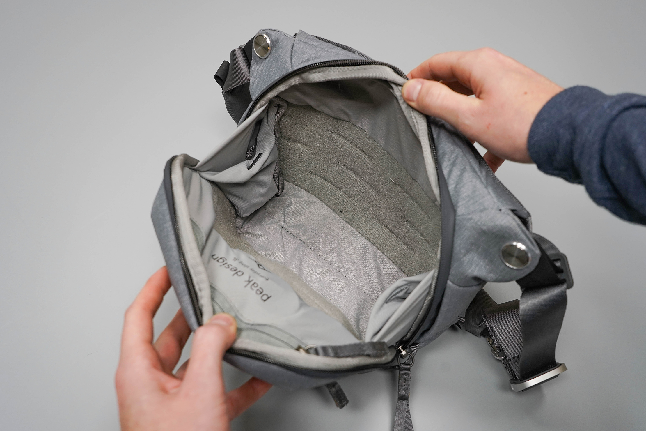 Peak Design Everyday Sling 3L V2 Review | Pack Hacker