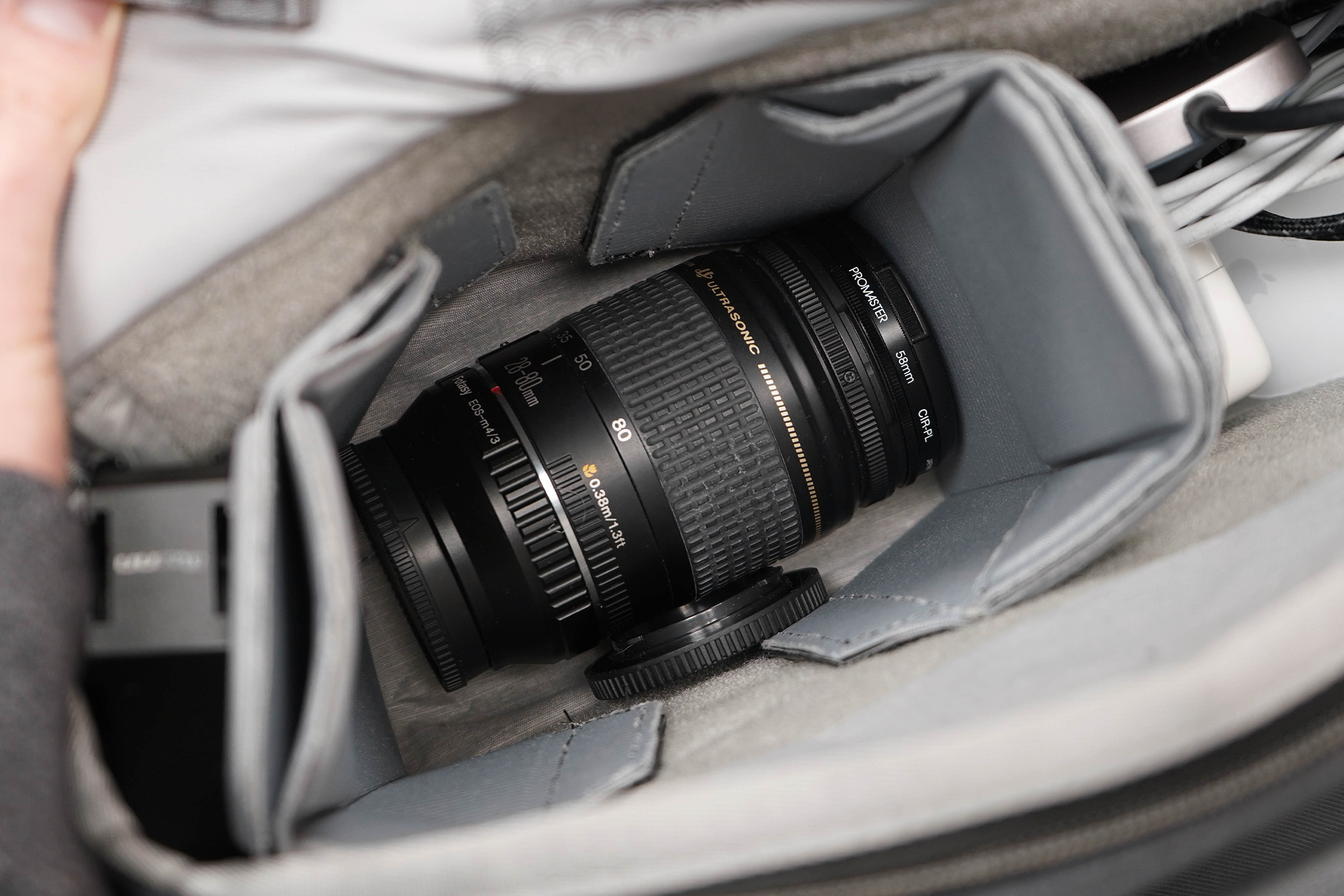 Review: Peak Design Everyday Sling 10L, a solid but pricey pack: Digital  Photography Review