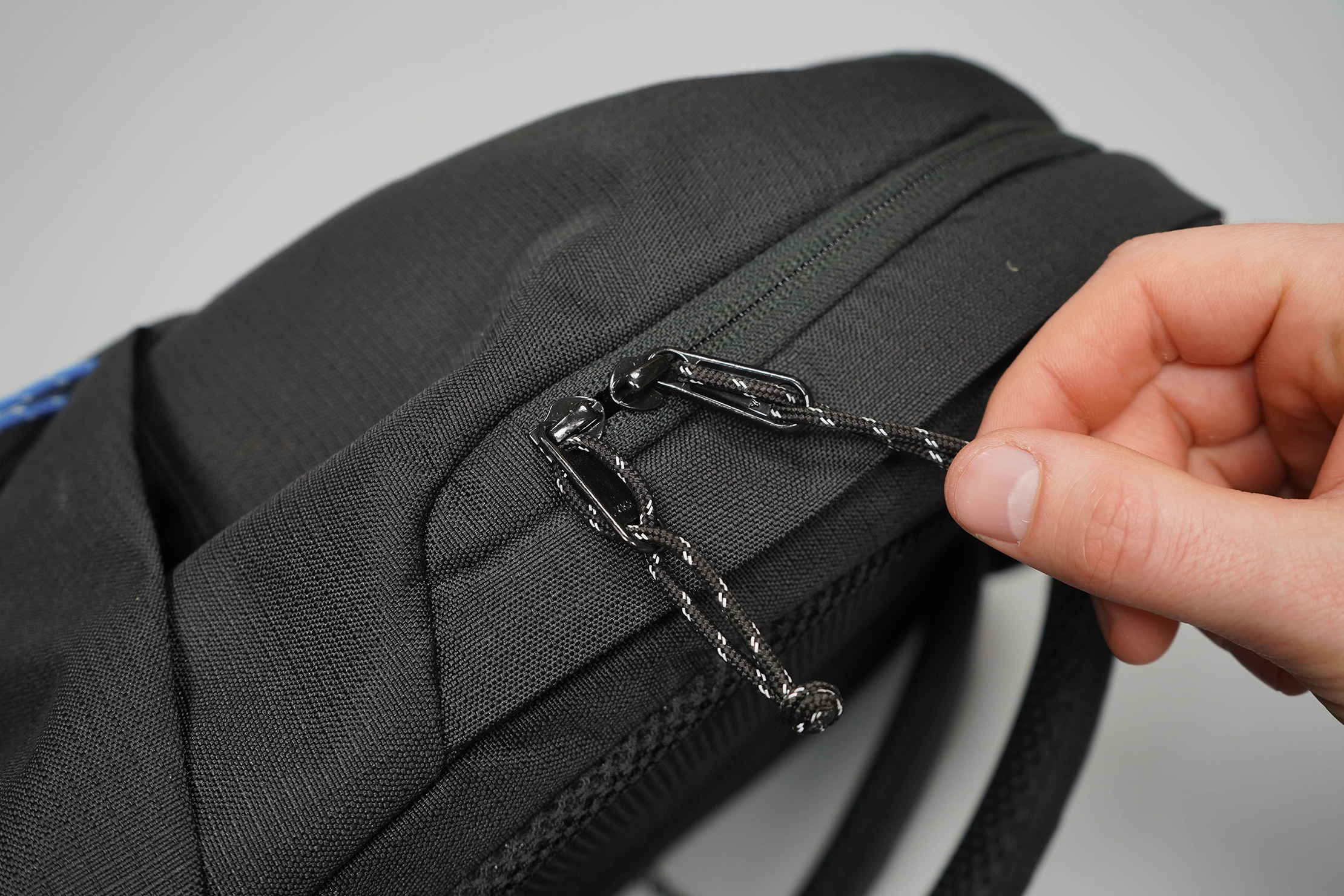 Ogio Shadow Flux 420 Backpack Zipper