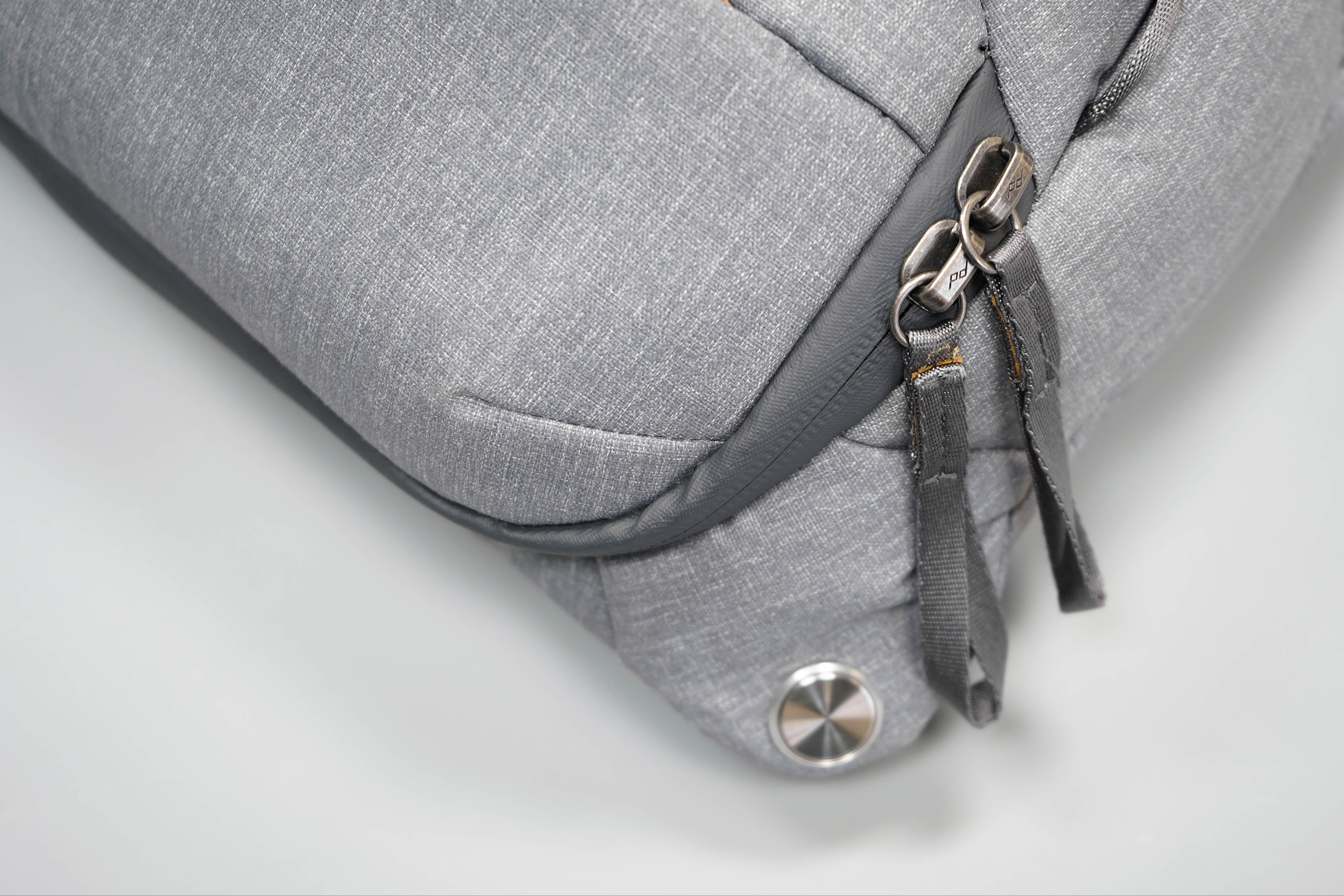 Peak Design Everyday Sling 10L V2 Zippers