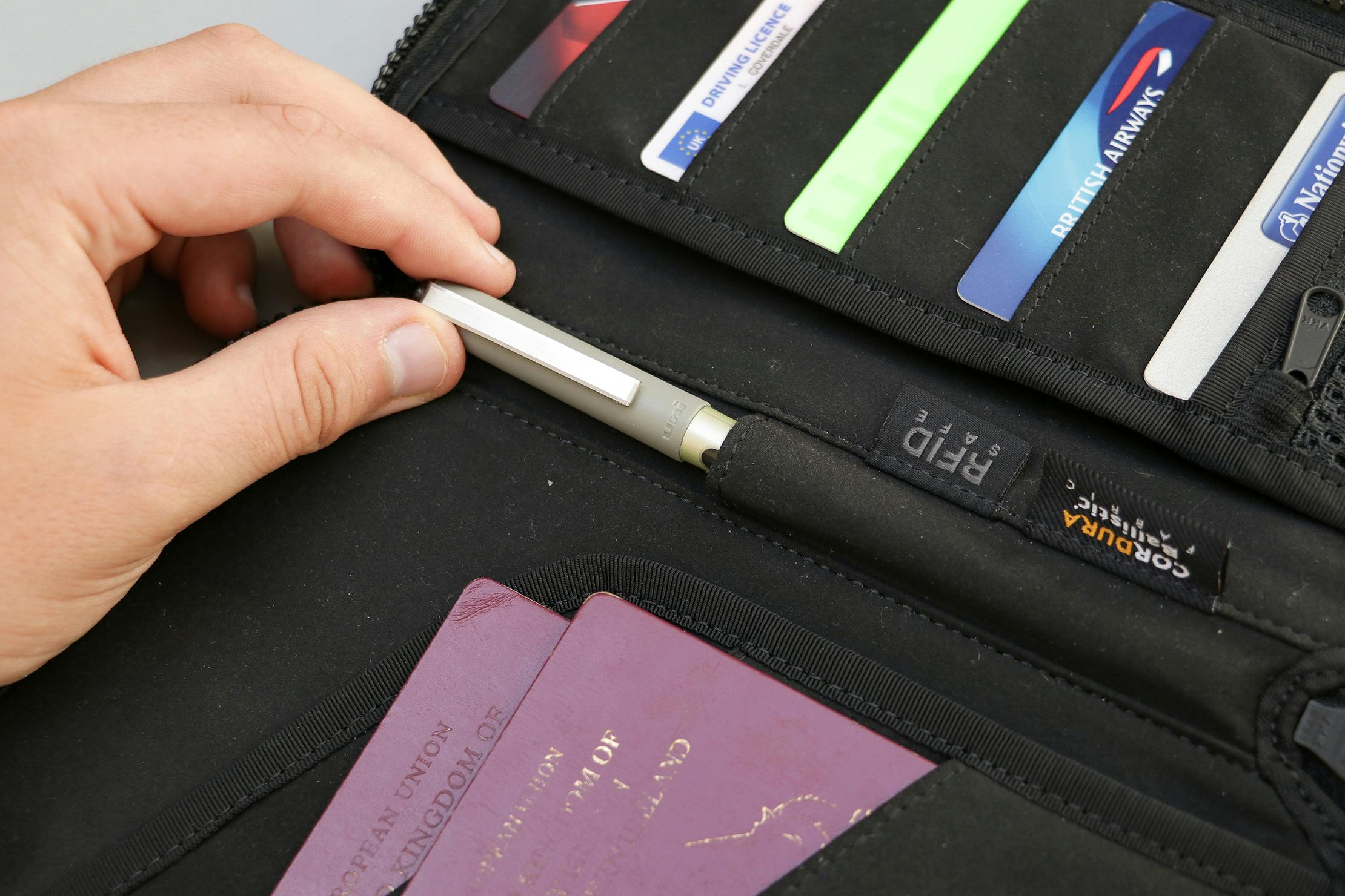 Aer Travel Zip Wallet Review Pack Hacker