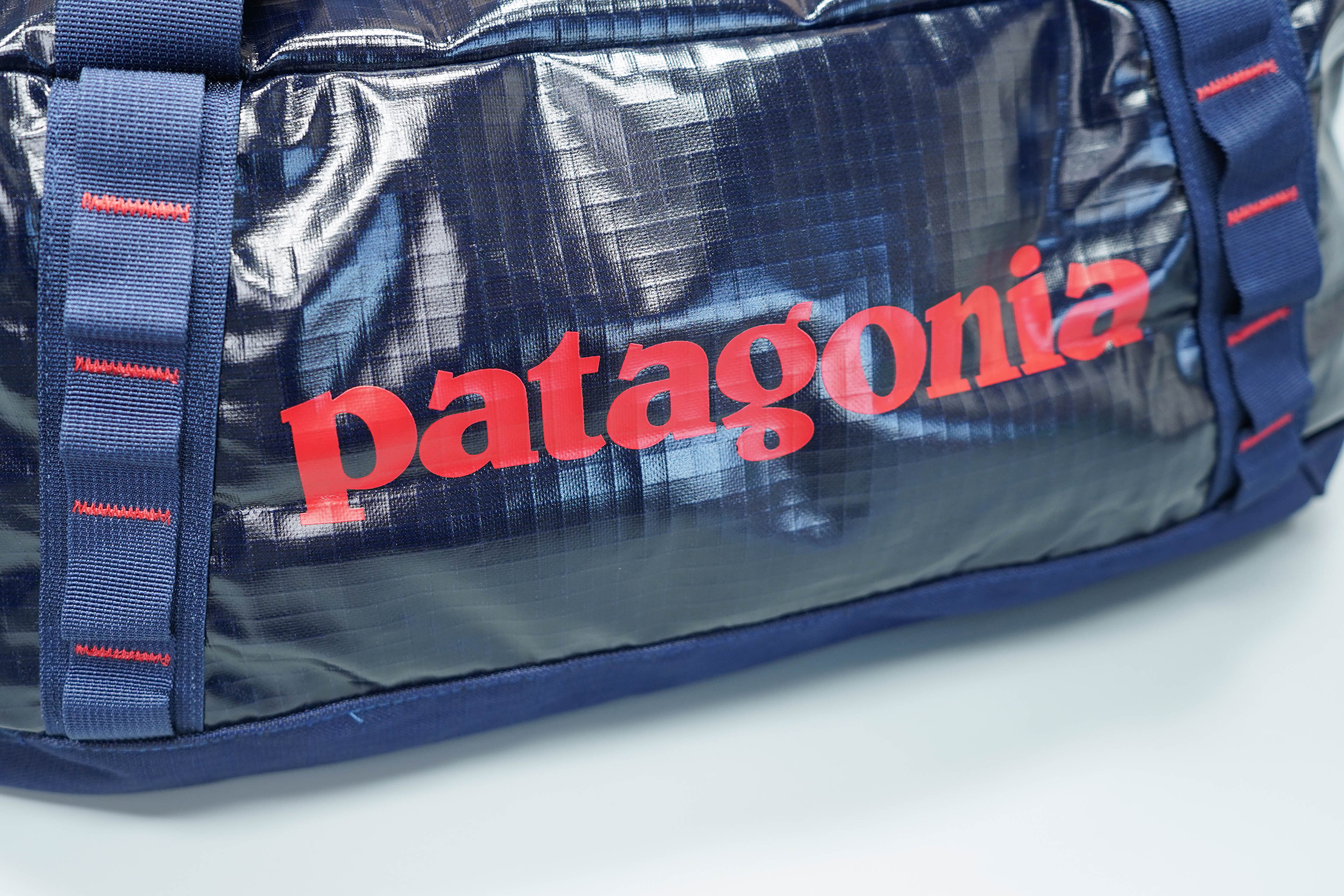 Patagonia Black Hole Duffel Bag 40L Logo