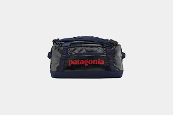 Patagonia Black Hole Duffel Bag 40L Review | Pack Hacker Patagonia Black Hole Duffel Bag 40L Review | Pack Hacker