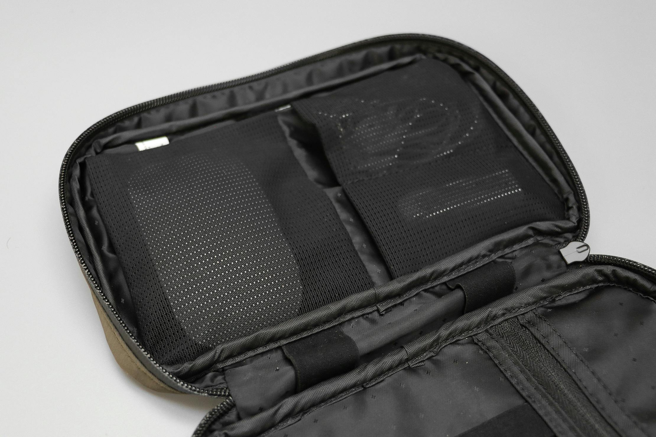 Incase Nylon Accessory Organizer Review Pack Hacker