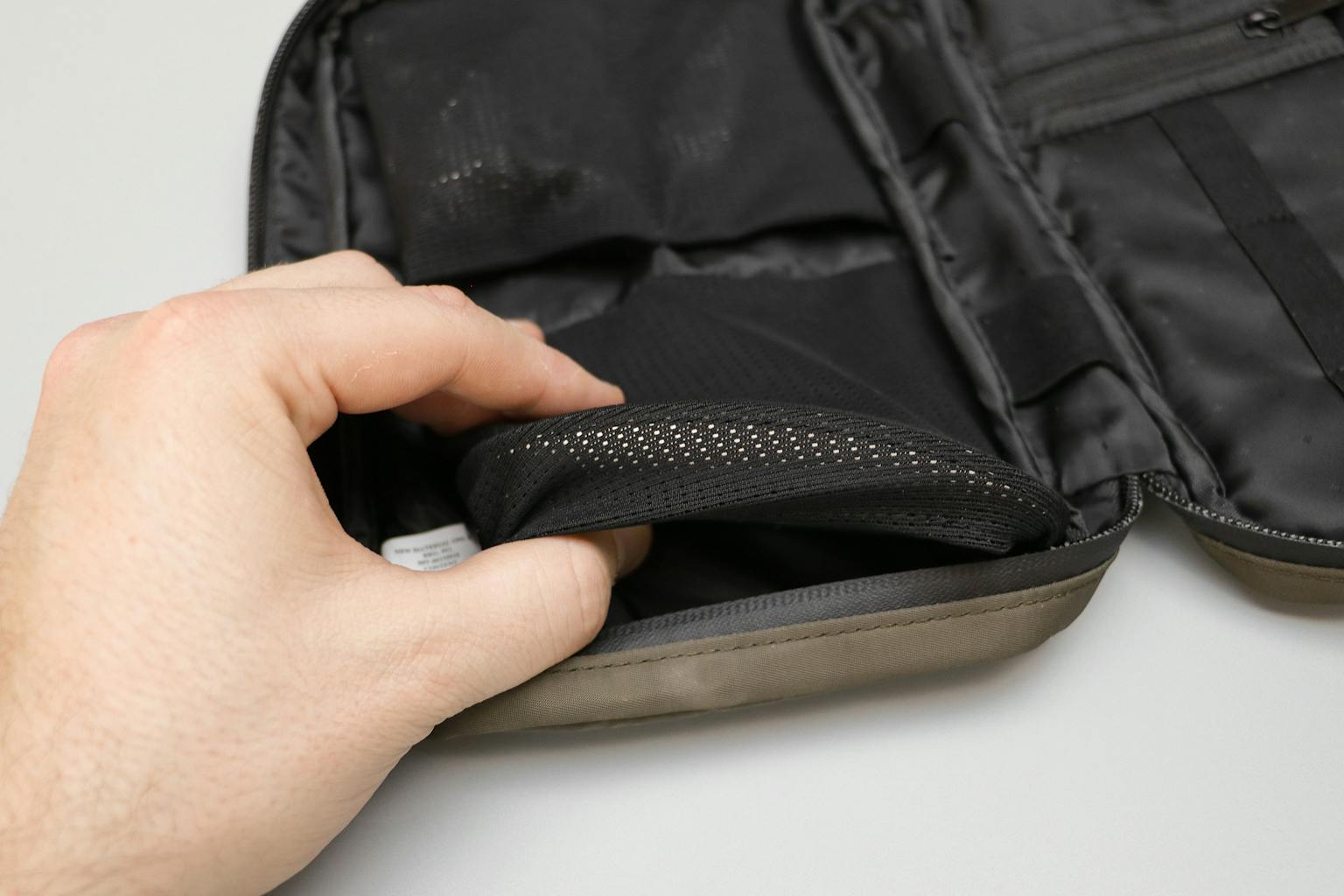 Incase Nylon Accessory Organizer Review Pack Hacker