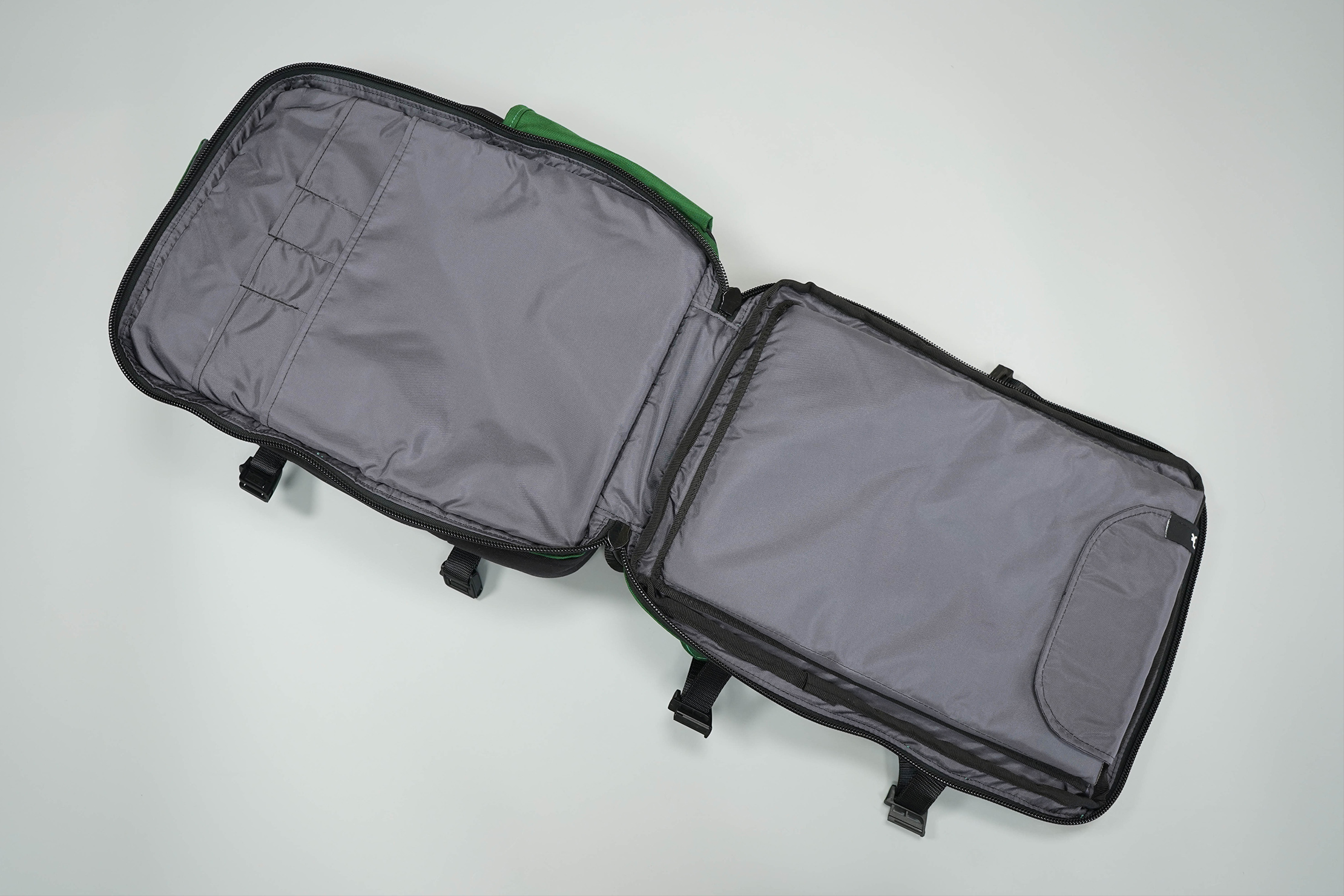 Greenroom136 Rainmaker Laptop Compartment