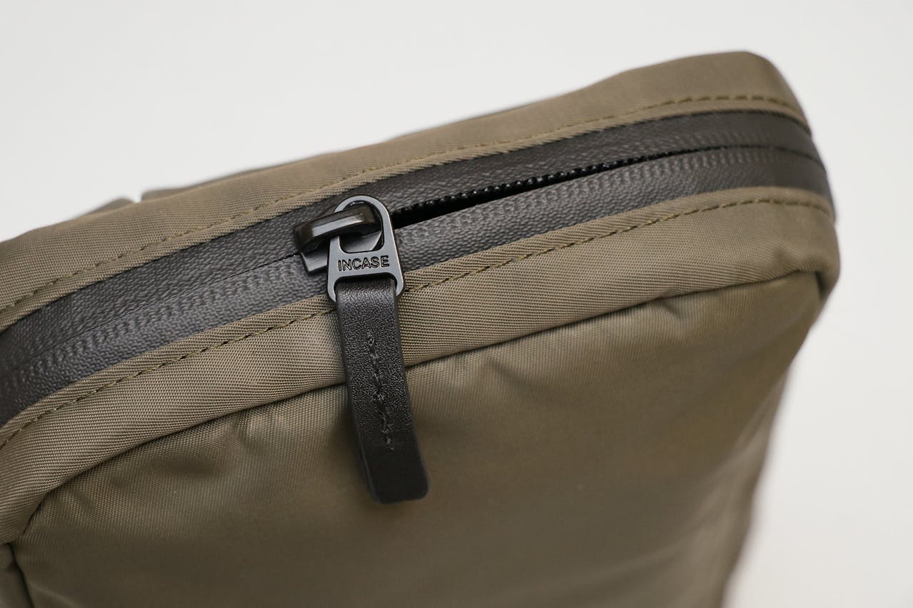 Incase Nylon Accessory Organizer Review Pack Hacker