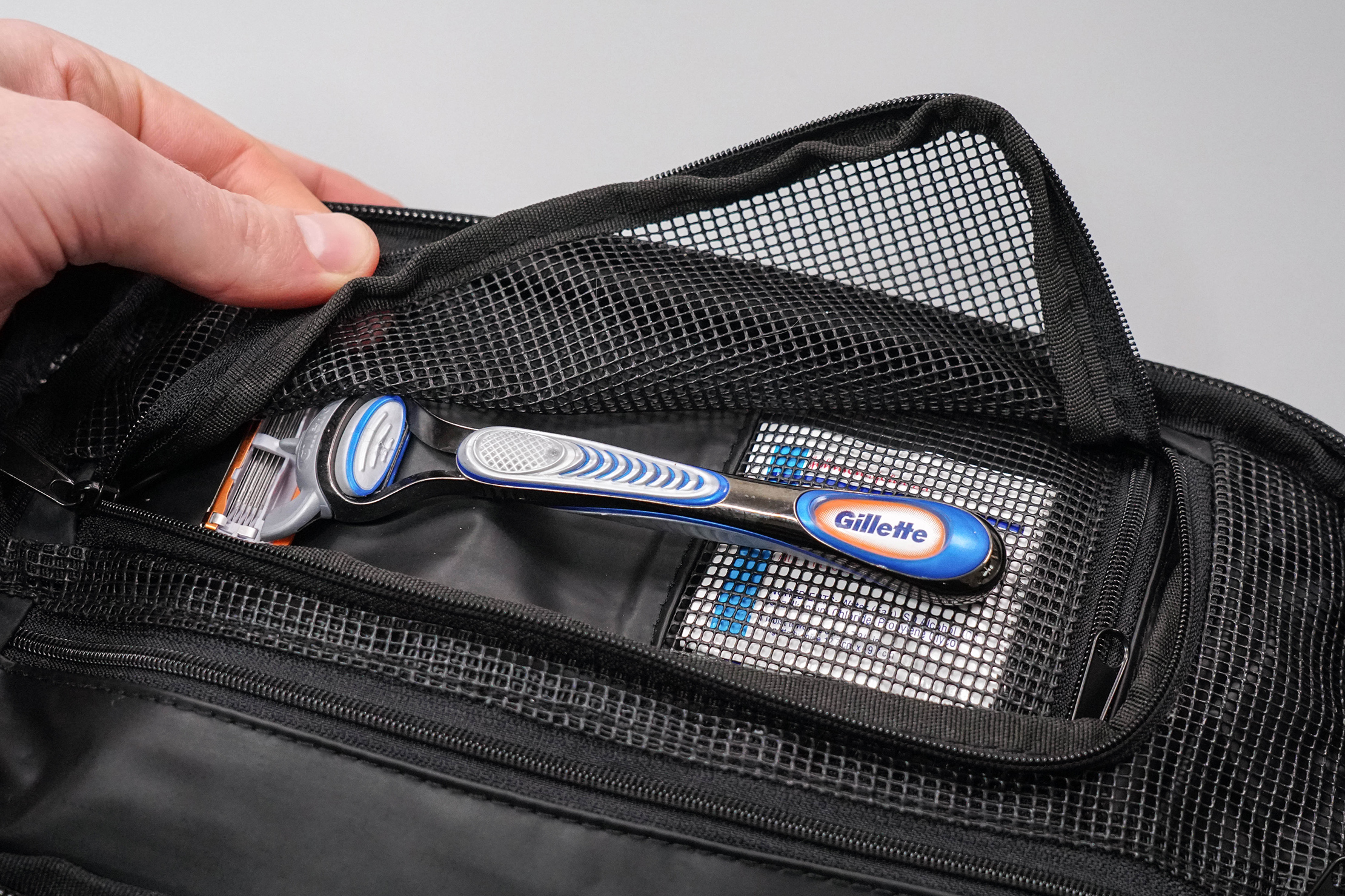 Gravel Explorer Plus Toiletry Bag Razor Pocket