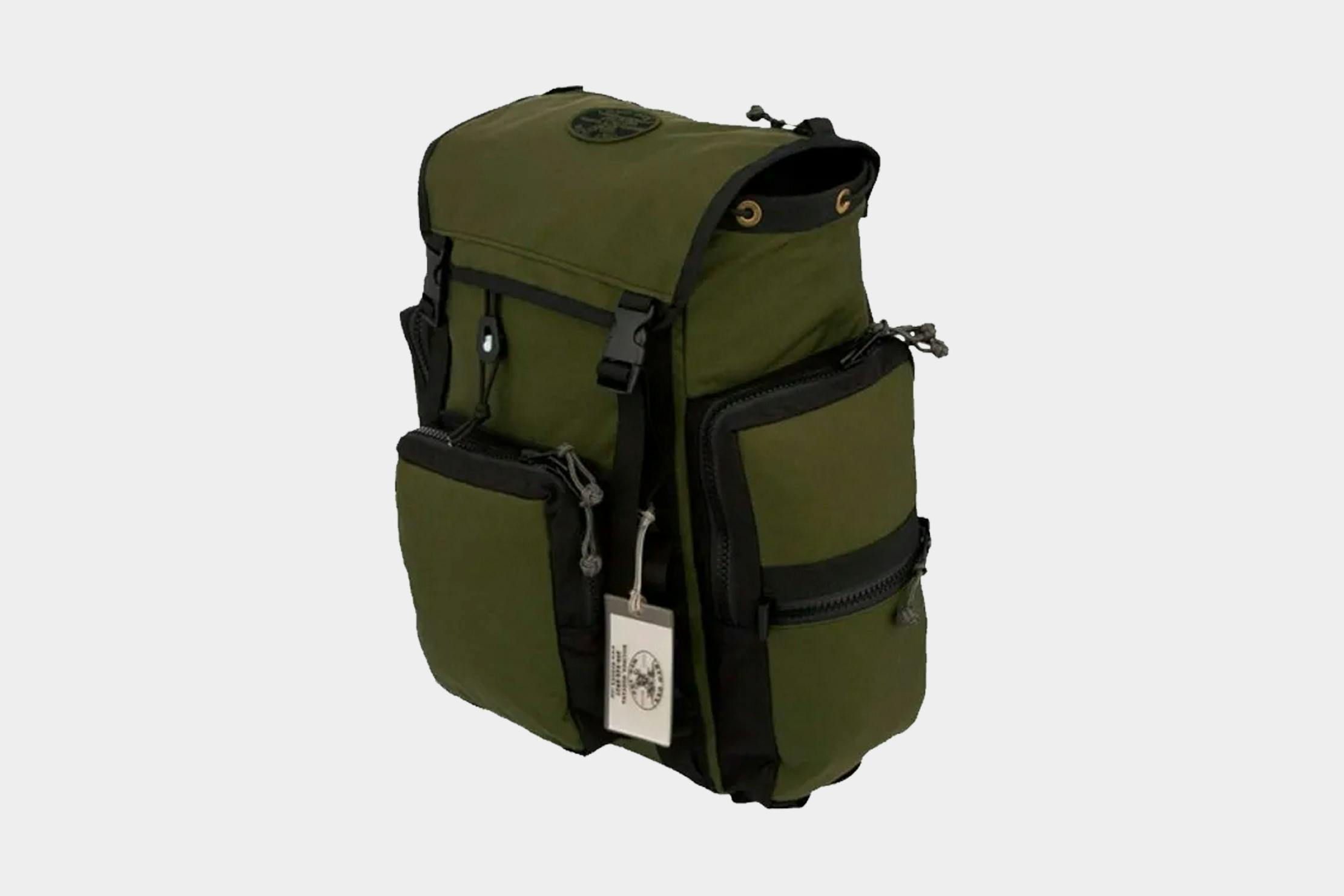 Red Oxx Cruck Carryon Rucksack Review Pack Hacker