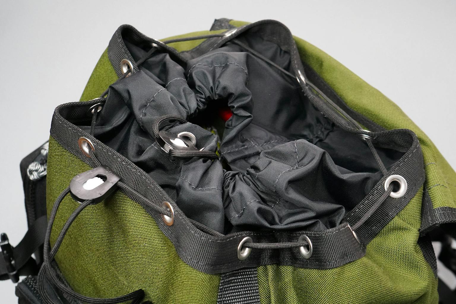 Red Oxx Cruck Carryon Rucksack Review Pack Hacker