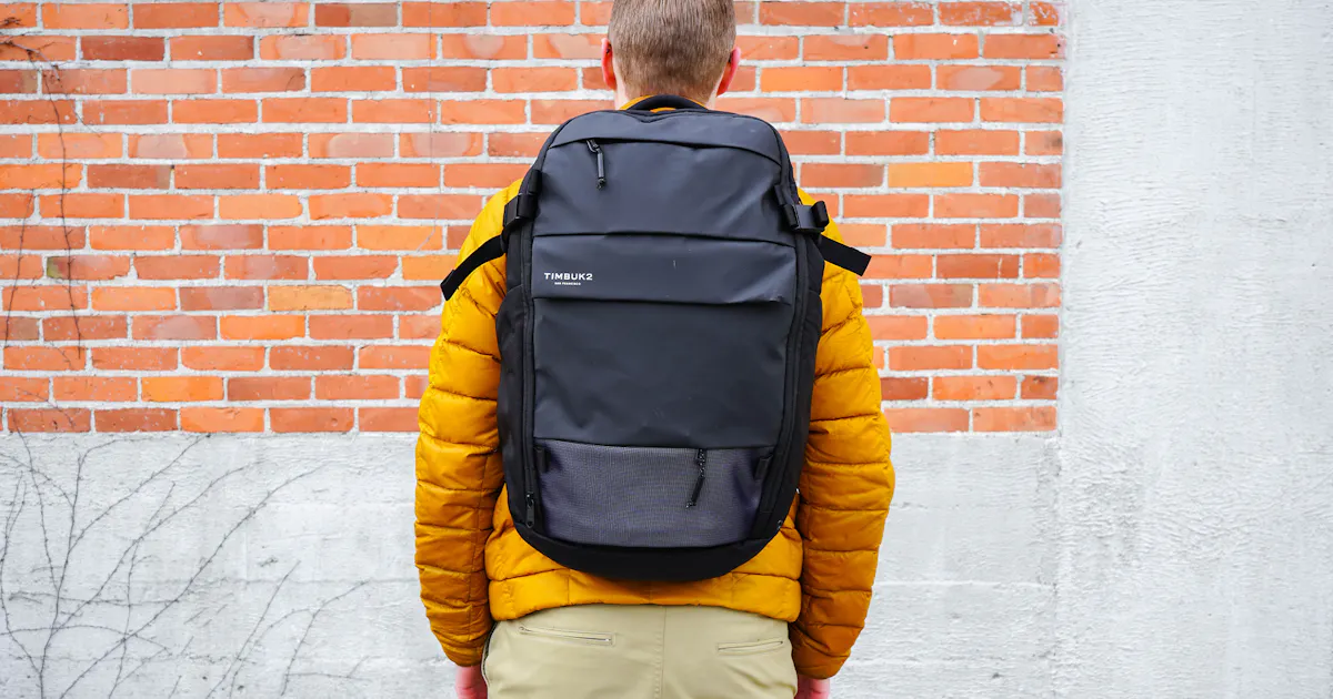 timbuk2 parker commuter backpack Clark will protect your gear from flash floods and bad guys. Timbuk2 Parker Pack Jet Black