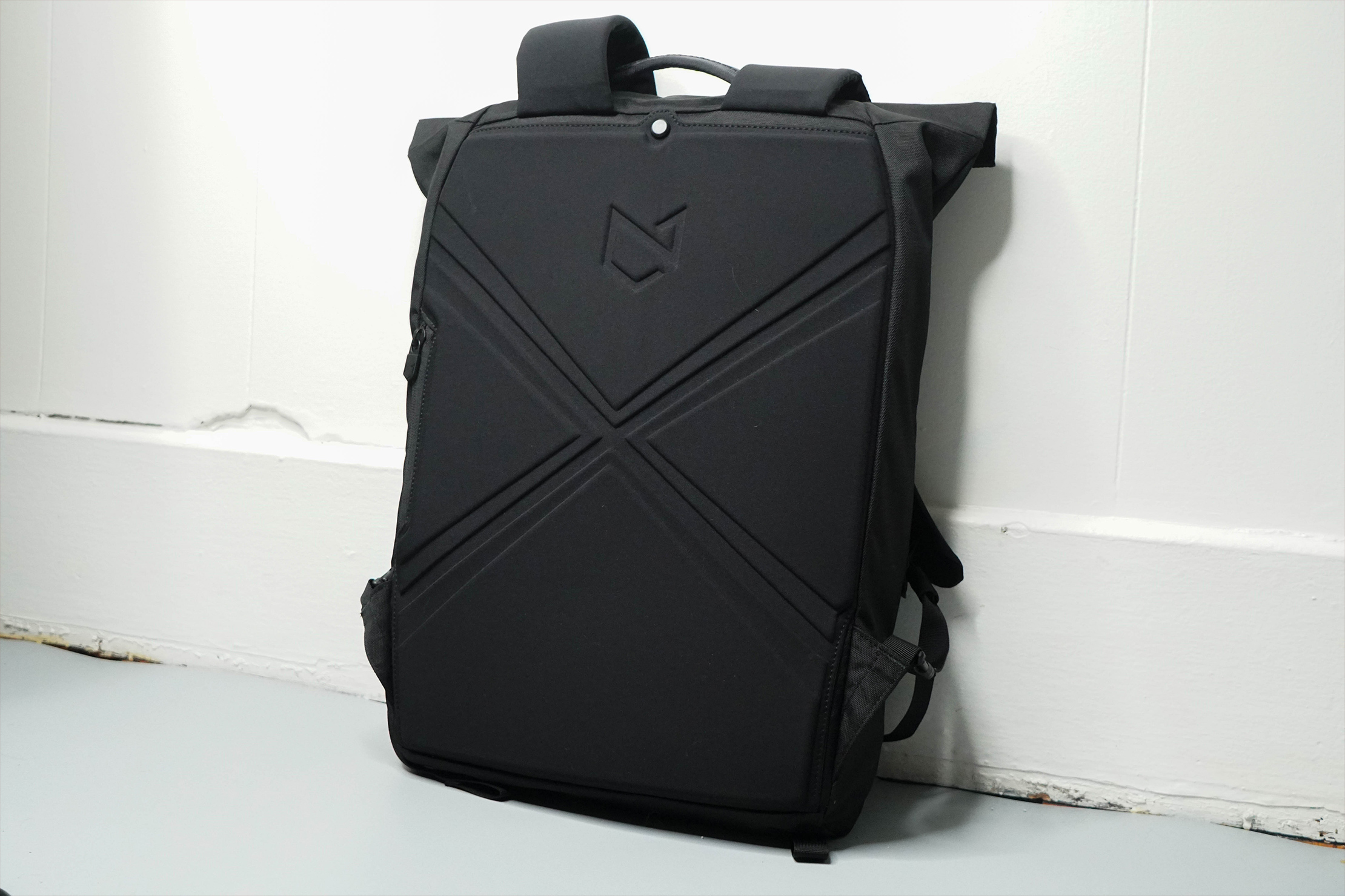 Minaal Rolltop Bag Back Panel