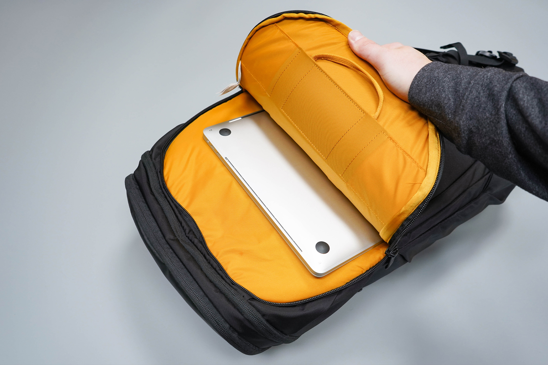 Best Laptop Bag For You: How To Pick In 2023