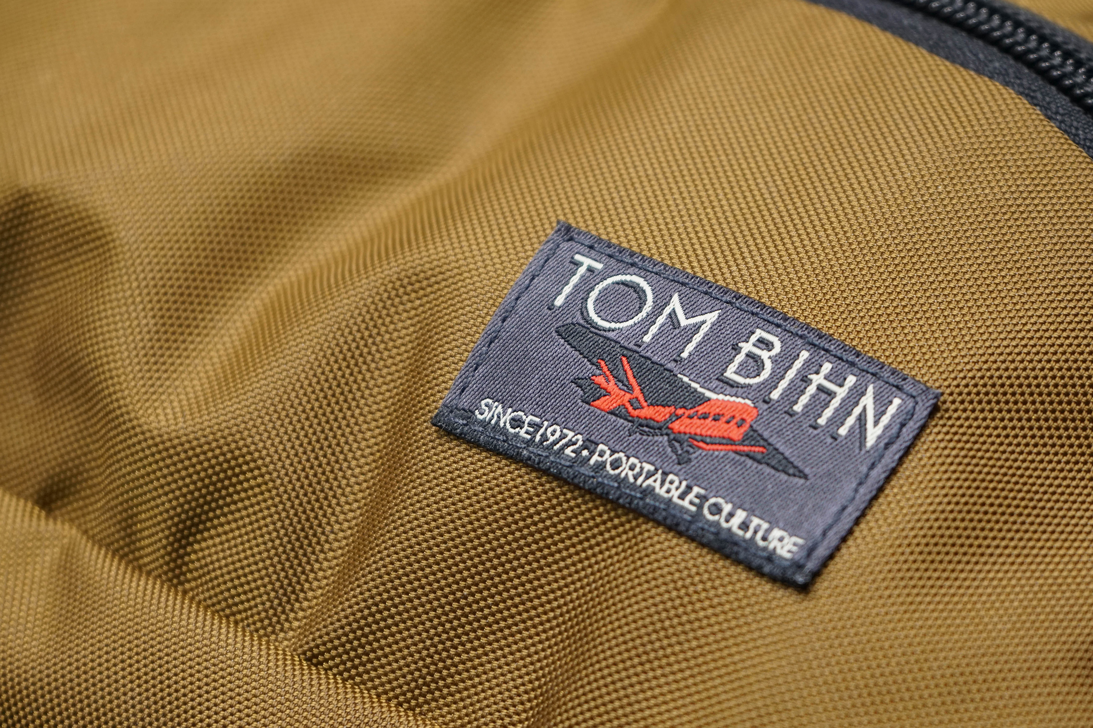 Tom Bihn Handy Little Thing Pouch Logo