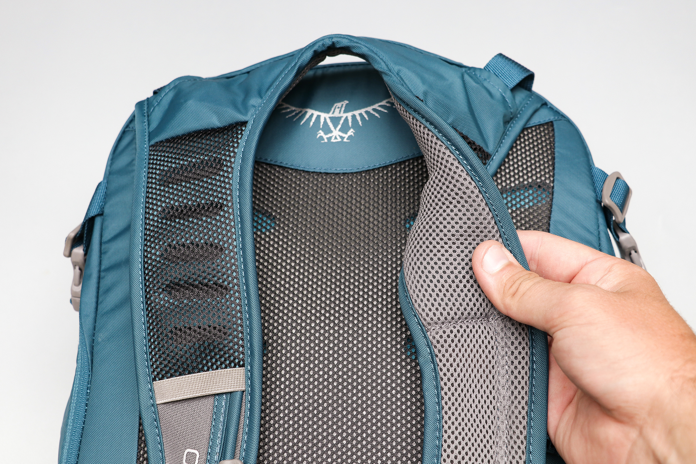 osprey-daylite-travel-pack-review-pack-hacker