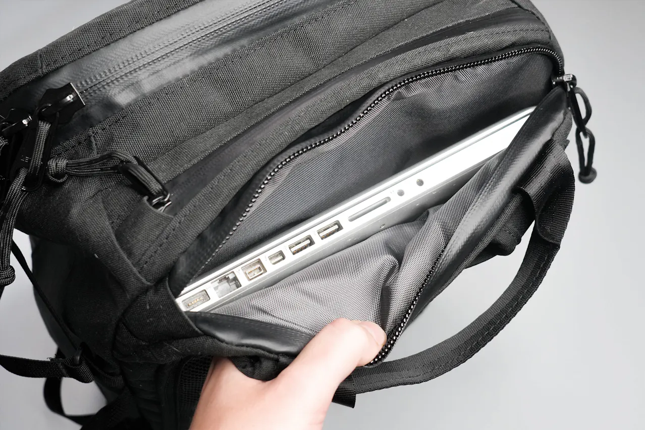 north street backpack