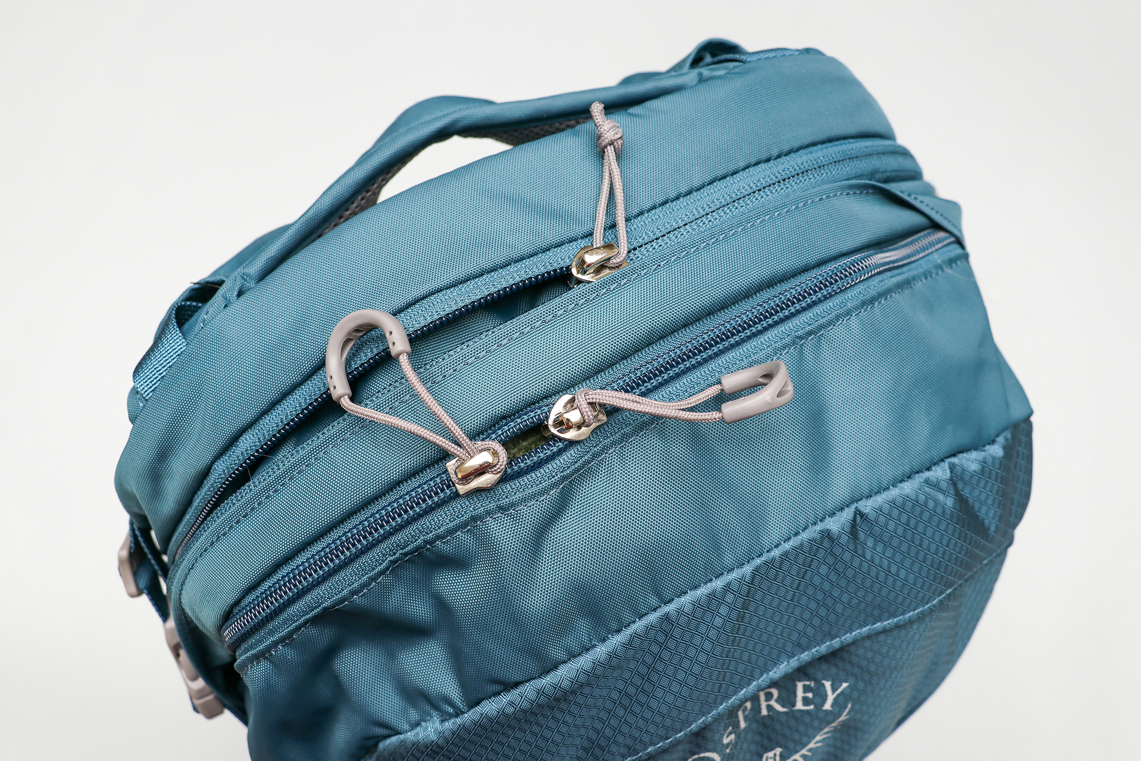 Osprey Daylite Travel Pack Zippers