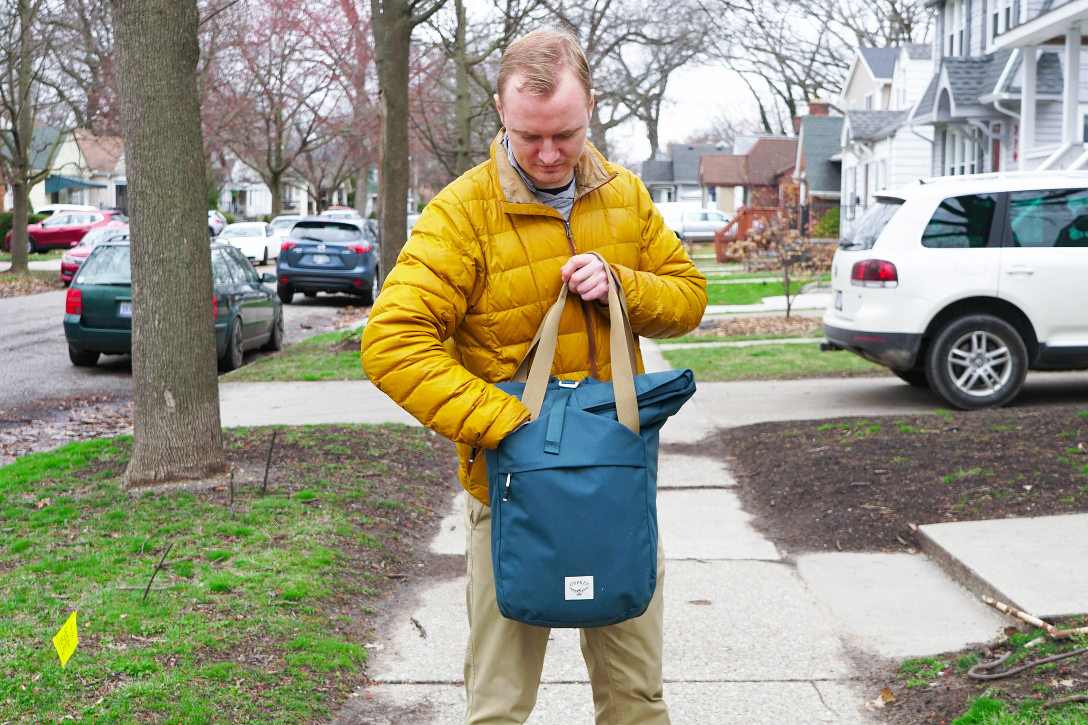 Osprey arcane 2024 tote pack yellow