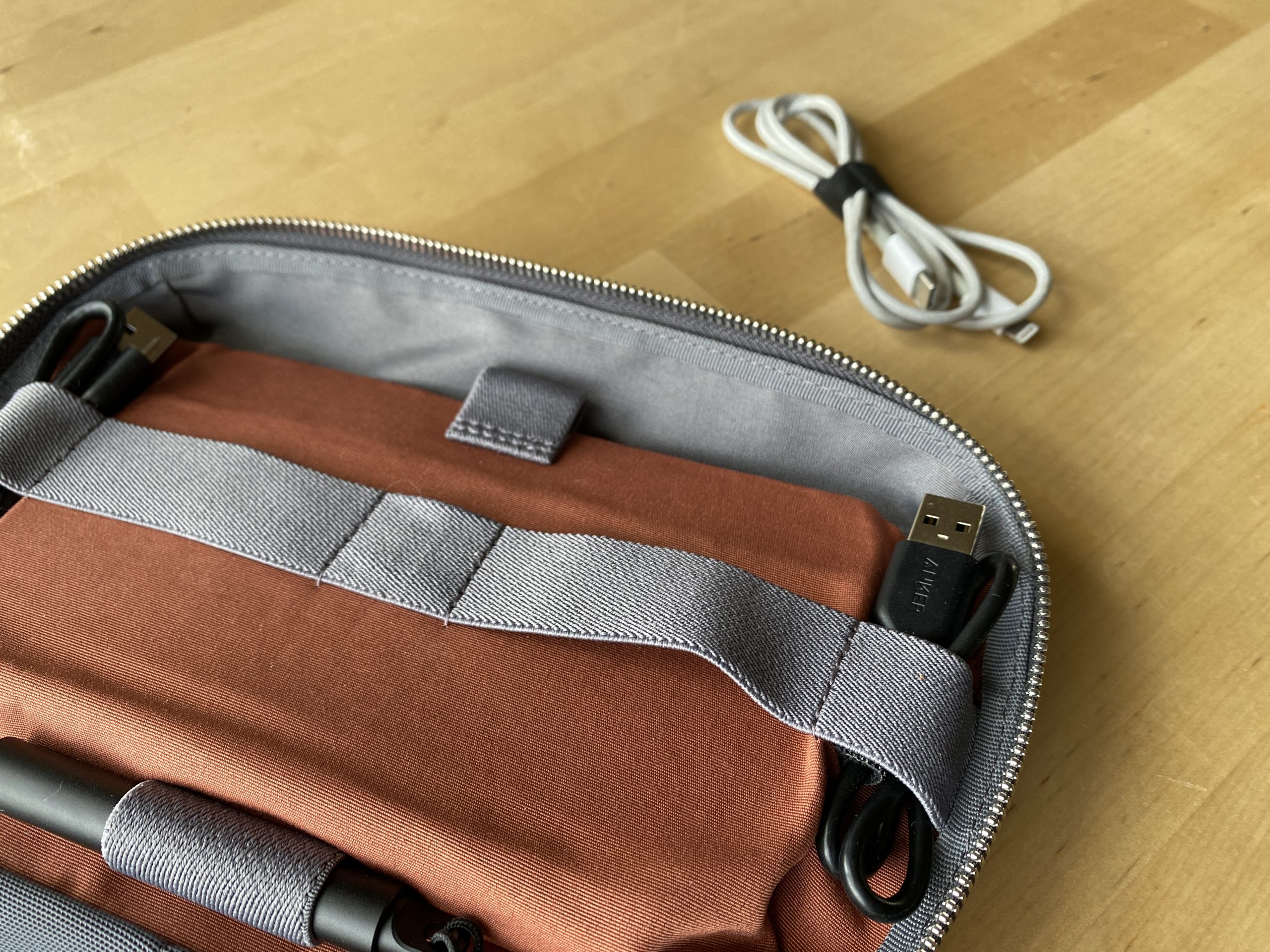 Bellroy 2025 tech pouch