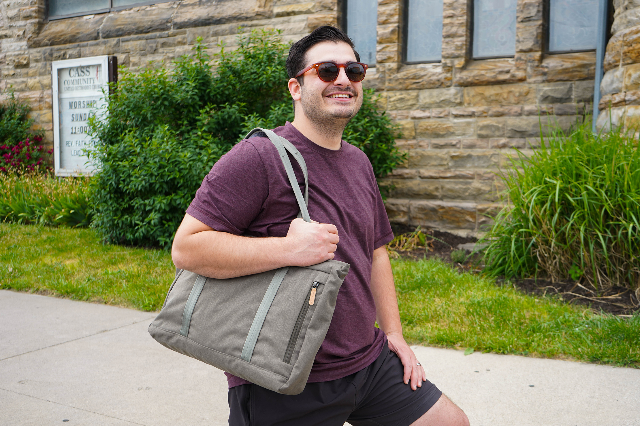 Bellroy Classic Tote in Detroit