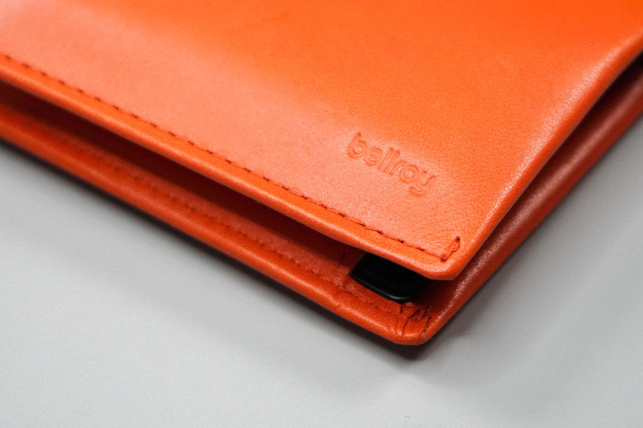 Bellroy Slim Sleeve Material and Logo