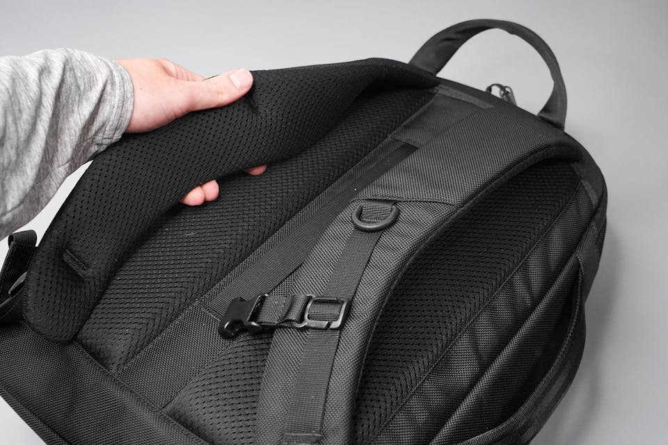Aer Tech Pack 2 Review | Pack Hacker