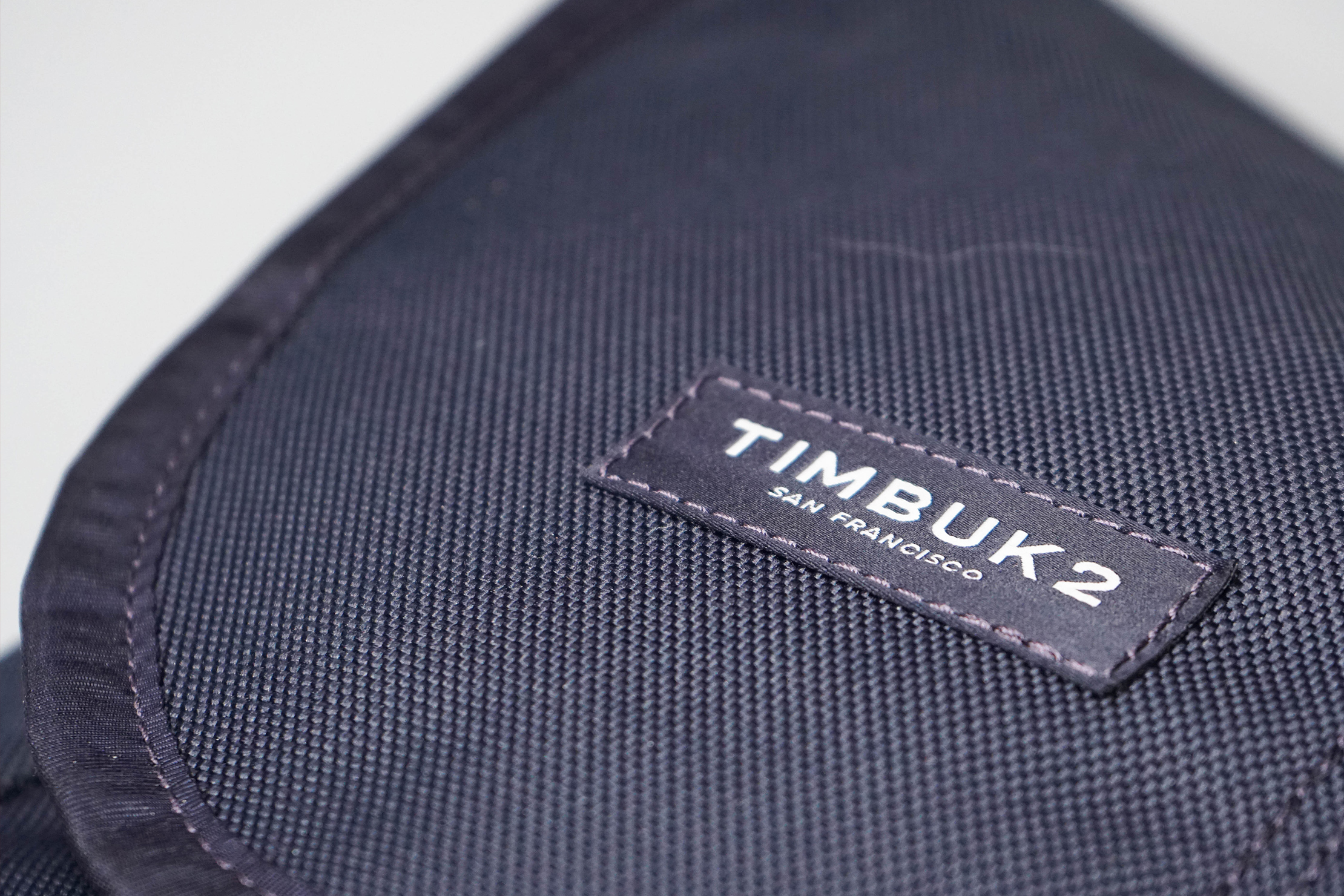 Timbuk2] Can anyone identify this messenger bag? It looks old & I