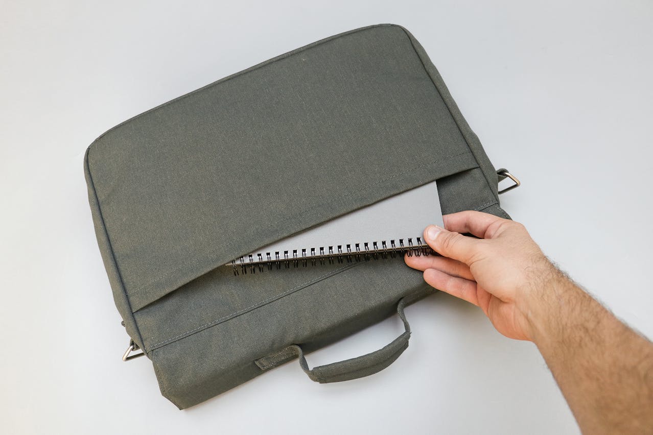 IKEA DROMSACK Messenger Bag Review Pack Hacker