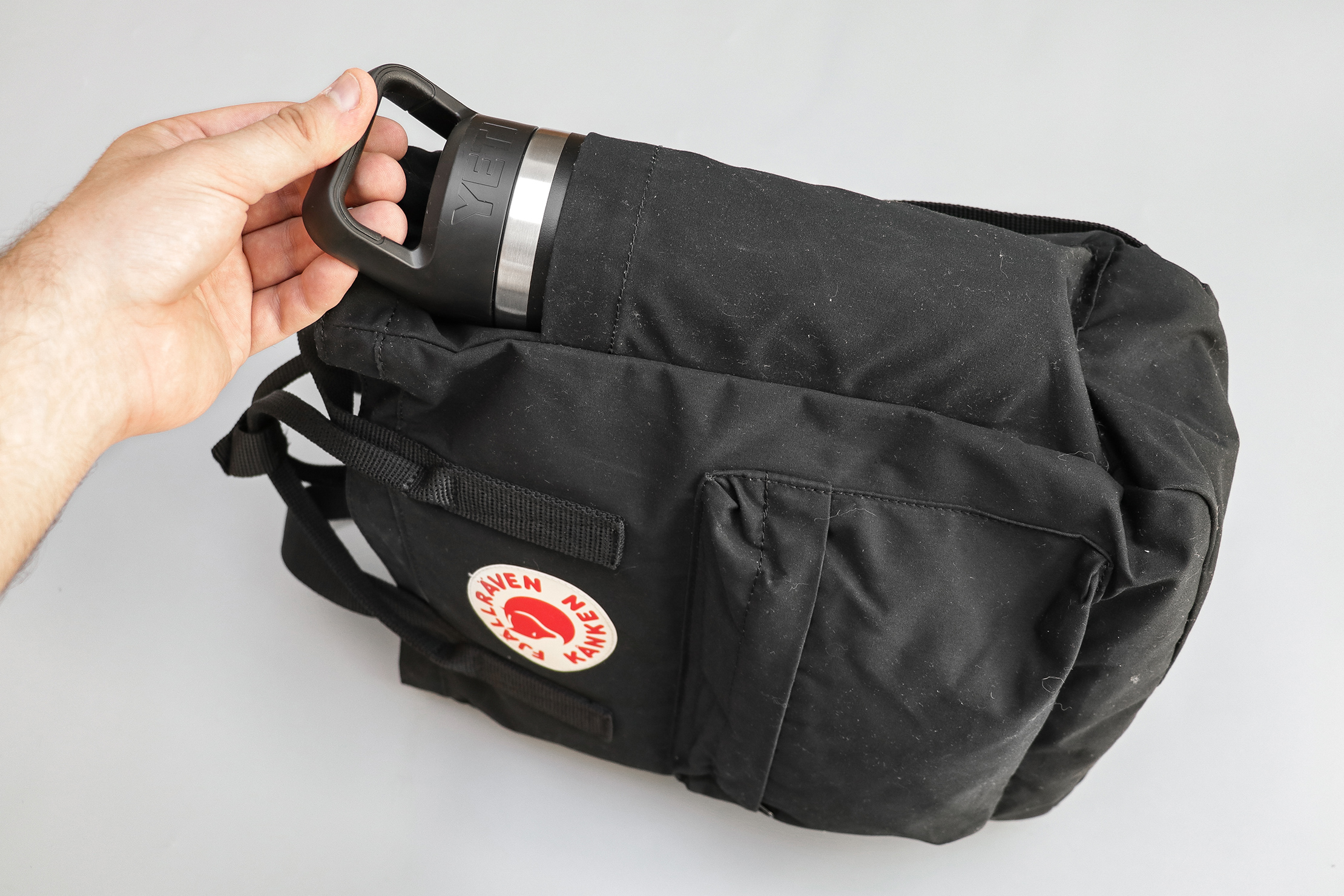 Fjallraven backpack cheap water bottle