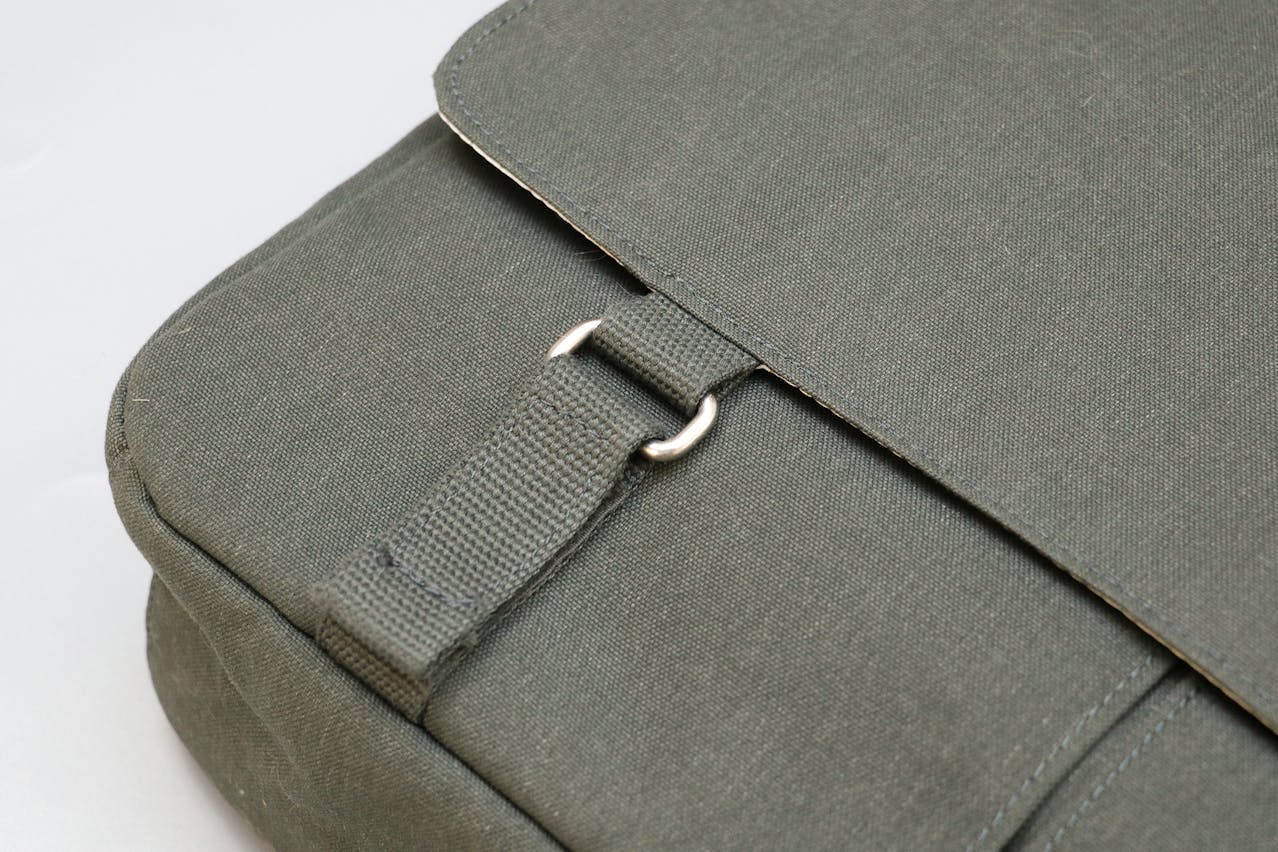 IKEA DROMSACK Messenger Bag Review Pack Hacker