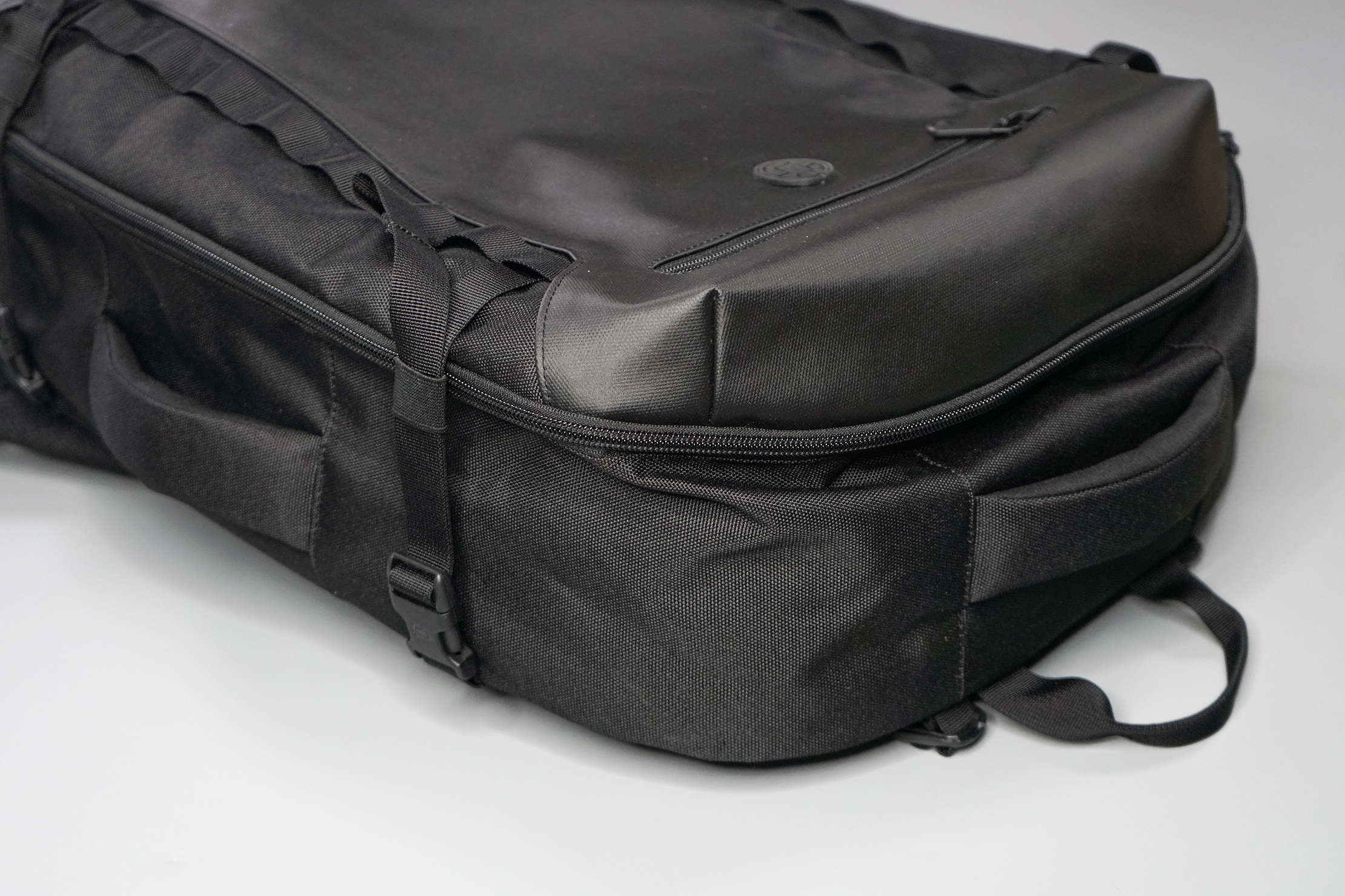 Tortuga Prelude Travel Backpack Handles