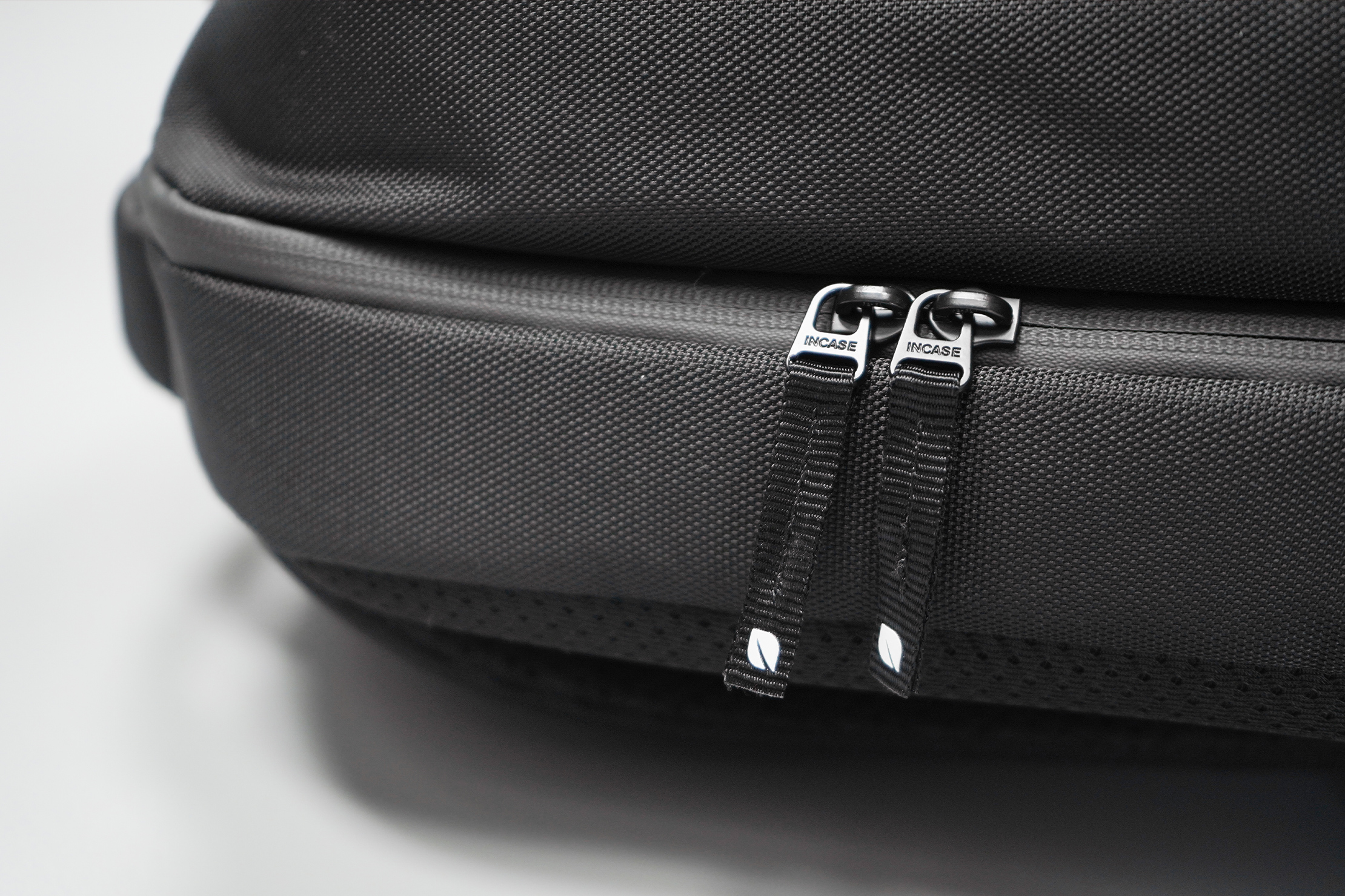 Incase ICON Lite Triple Black Backpack Zippers