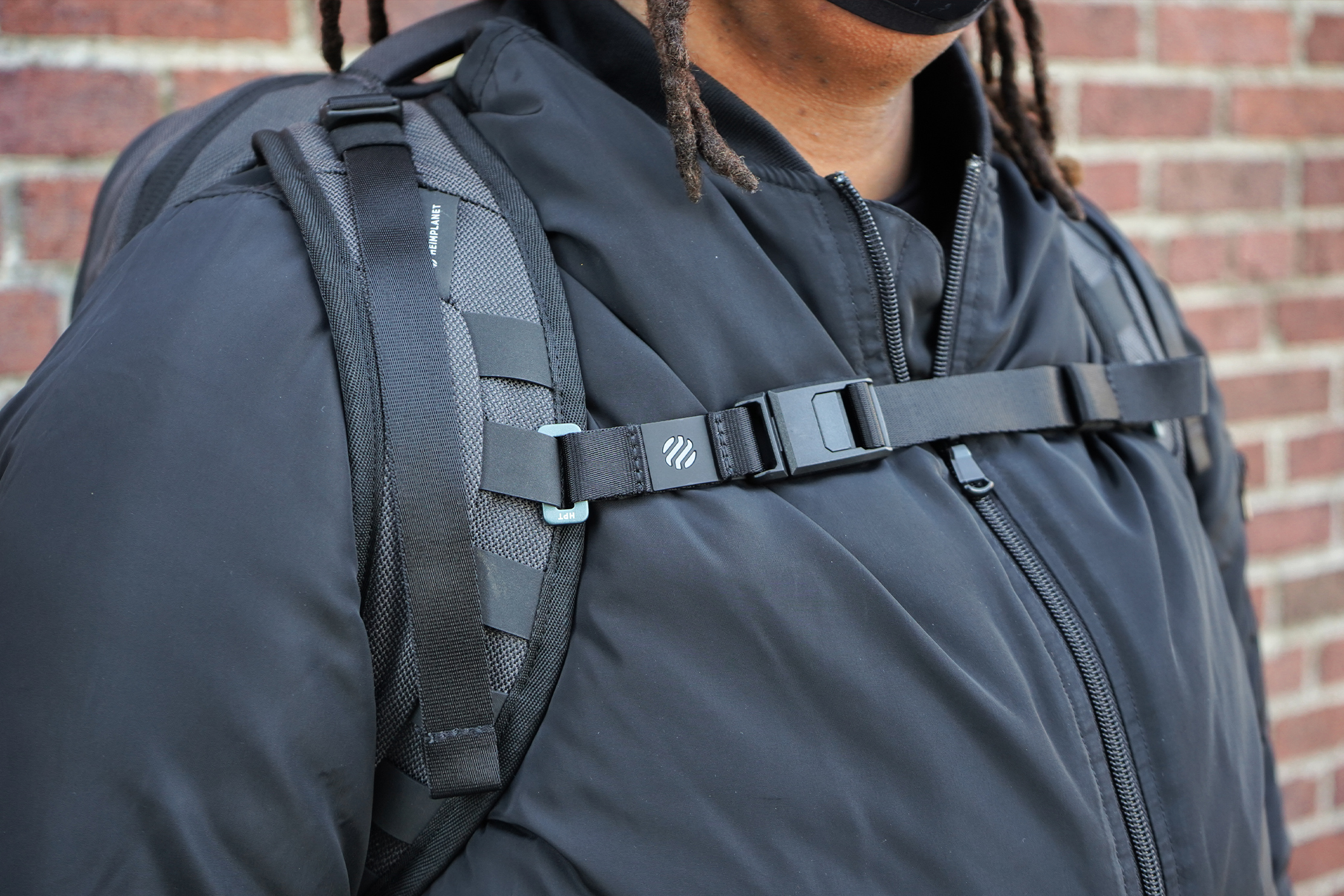 Heimplanet Travel Pack 34L V2 sternum strap